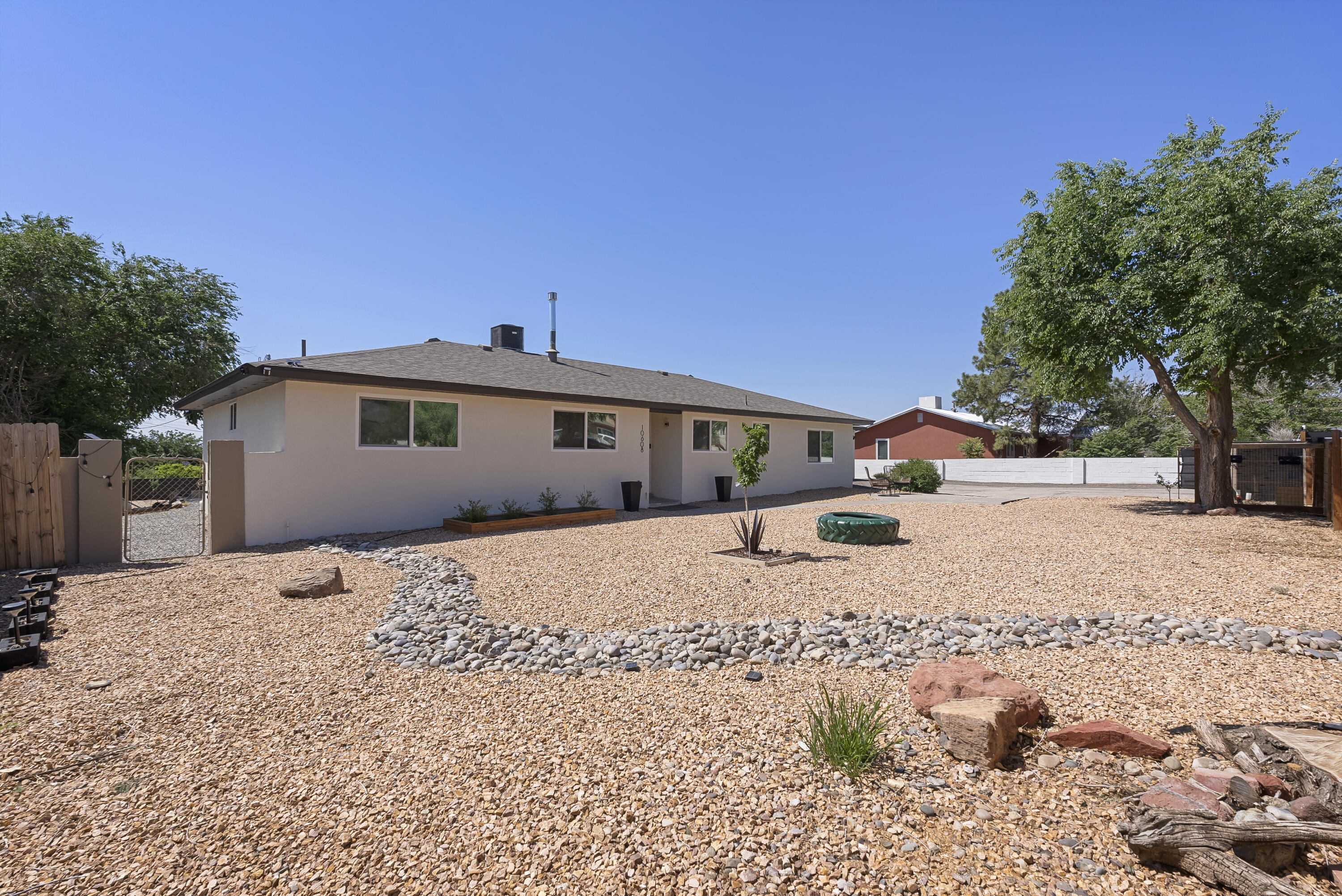 10608 CALLE DE ELENA