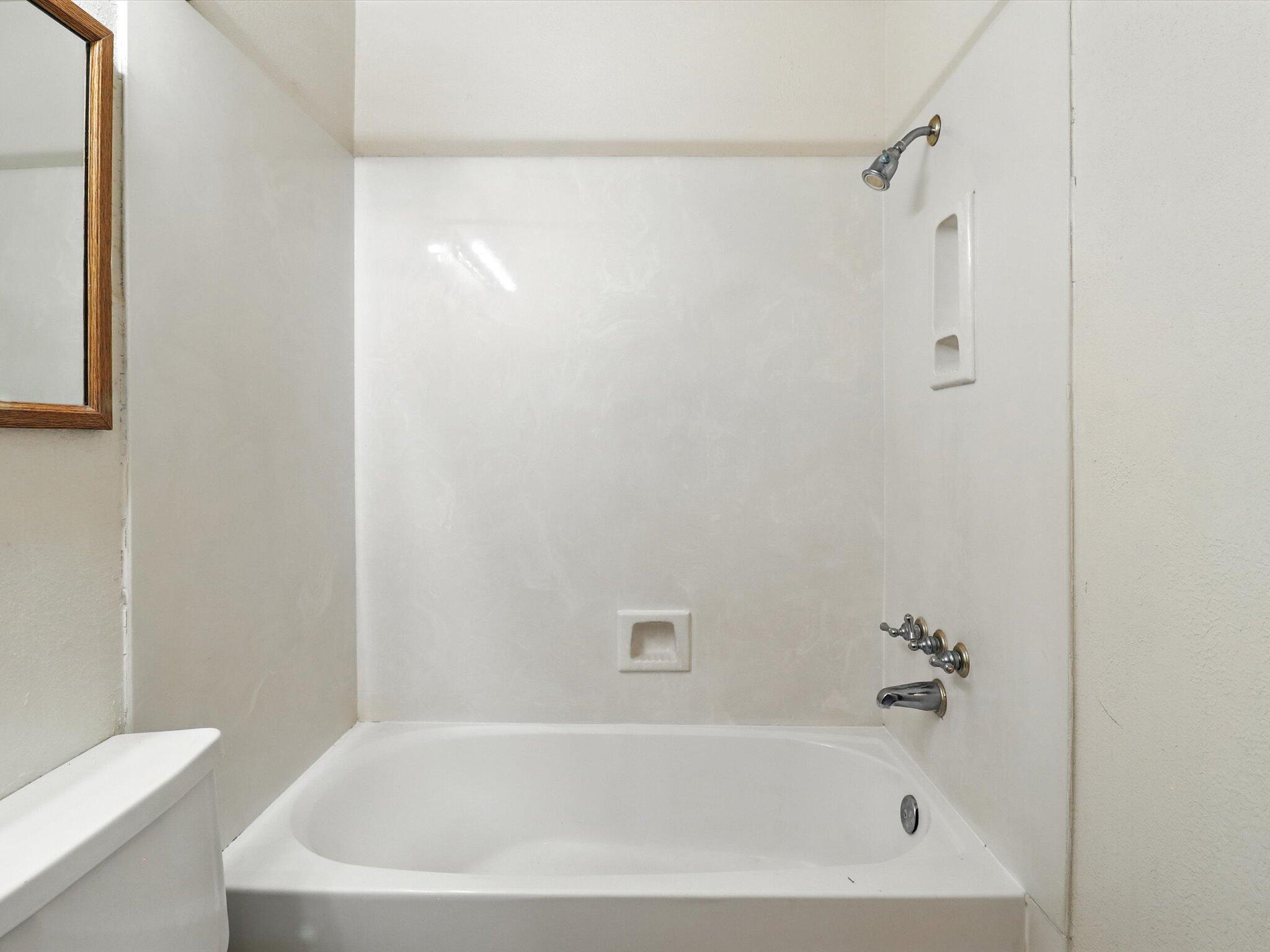 1619 BOREALIS Avenue SE