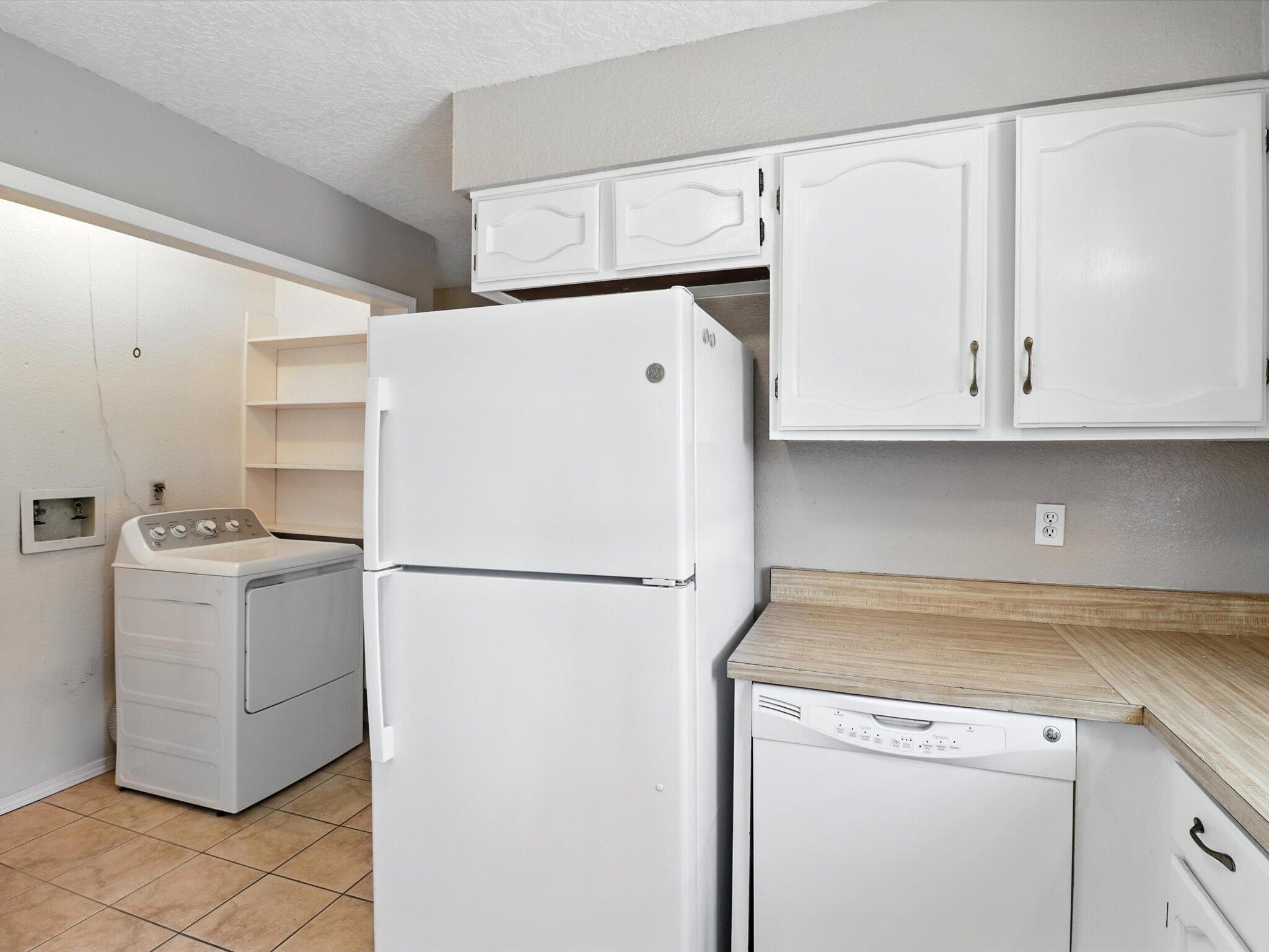 1619 BOREALIS Avenue SE