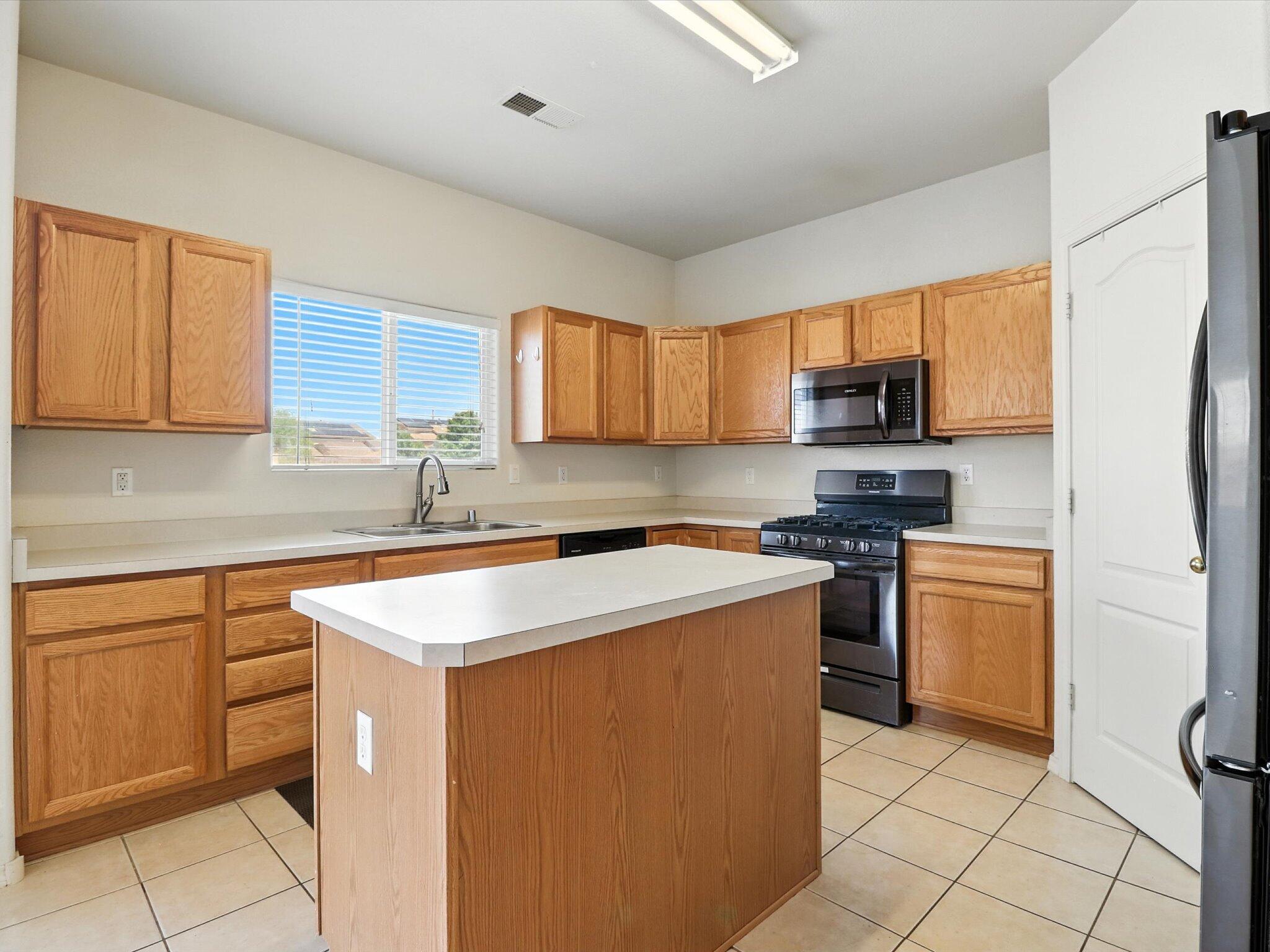 9801 SUN CHASER Trail SW