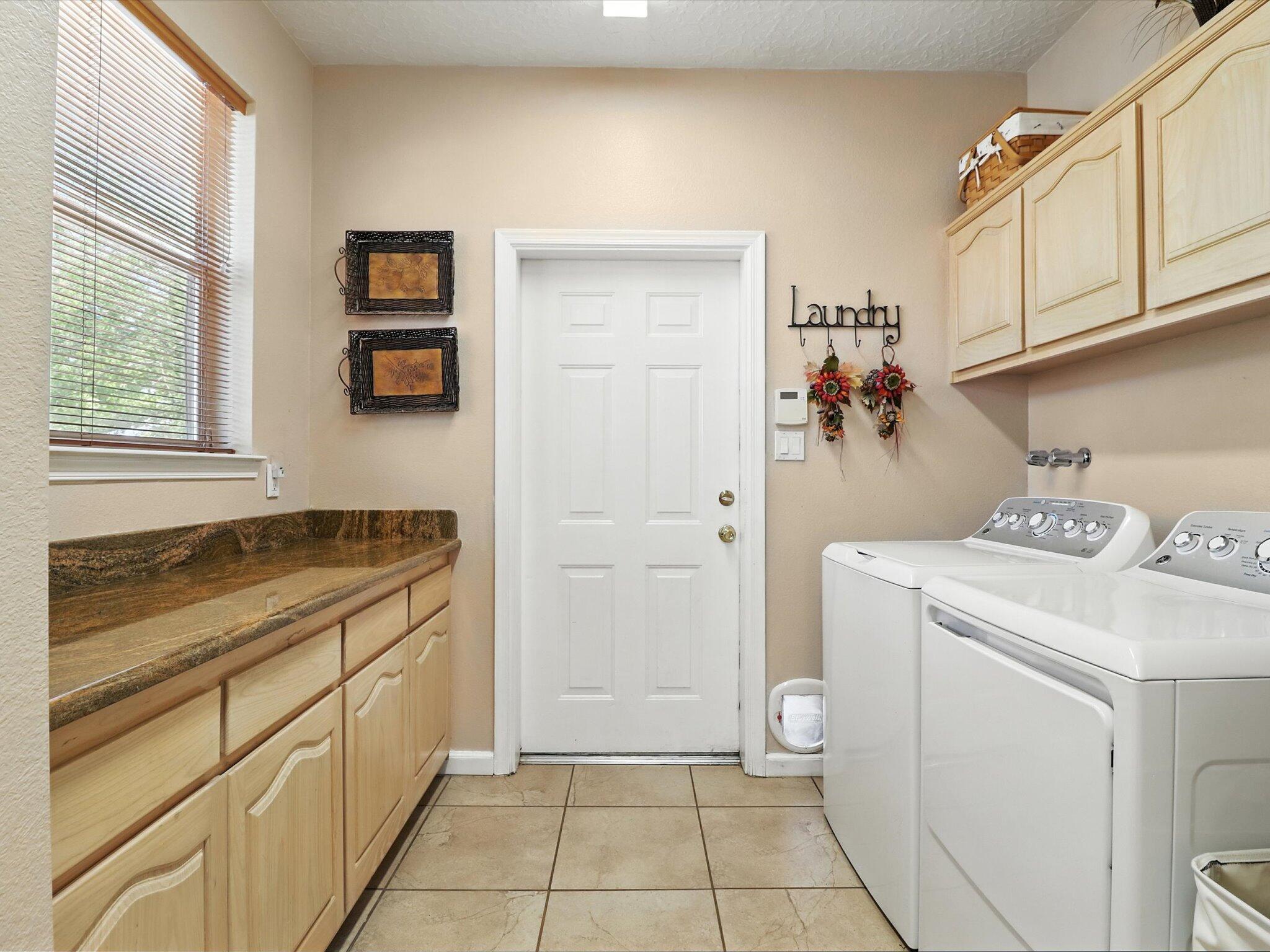 3015 ASHKIRK Place SE