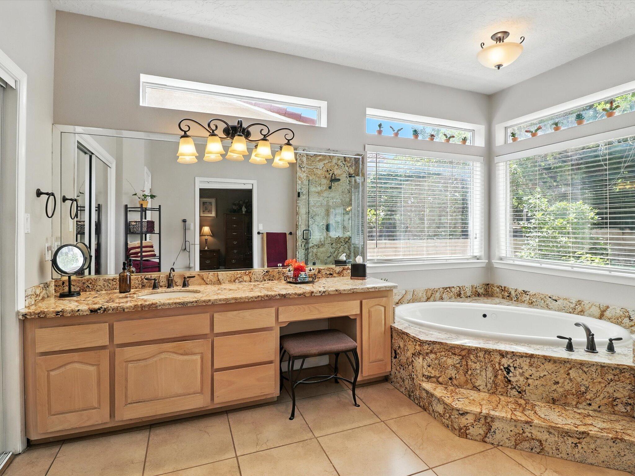 3015 ASHKIRK Place SE