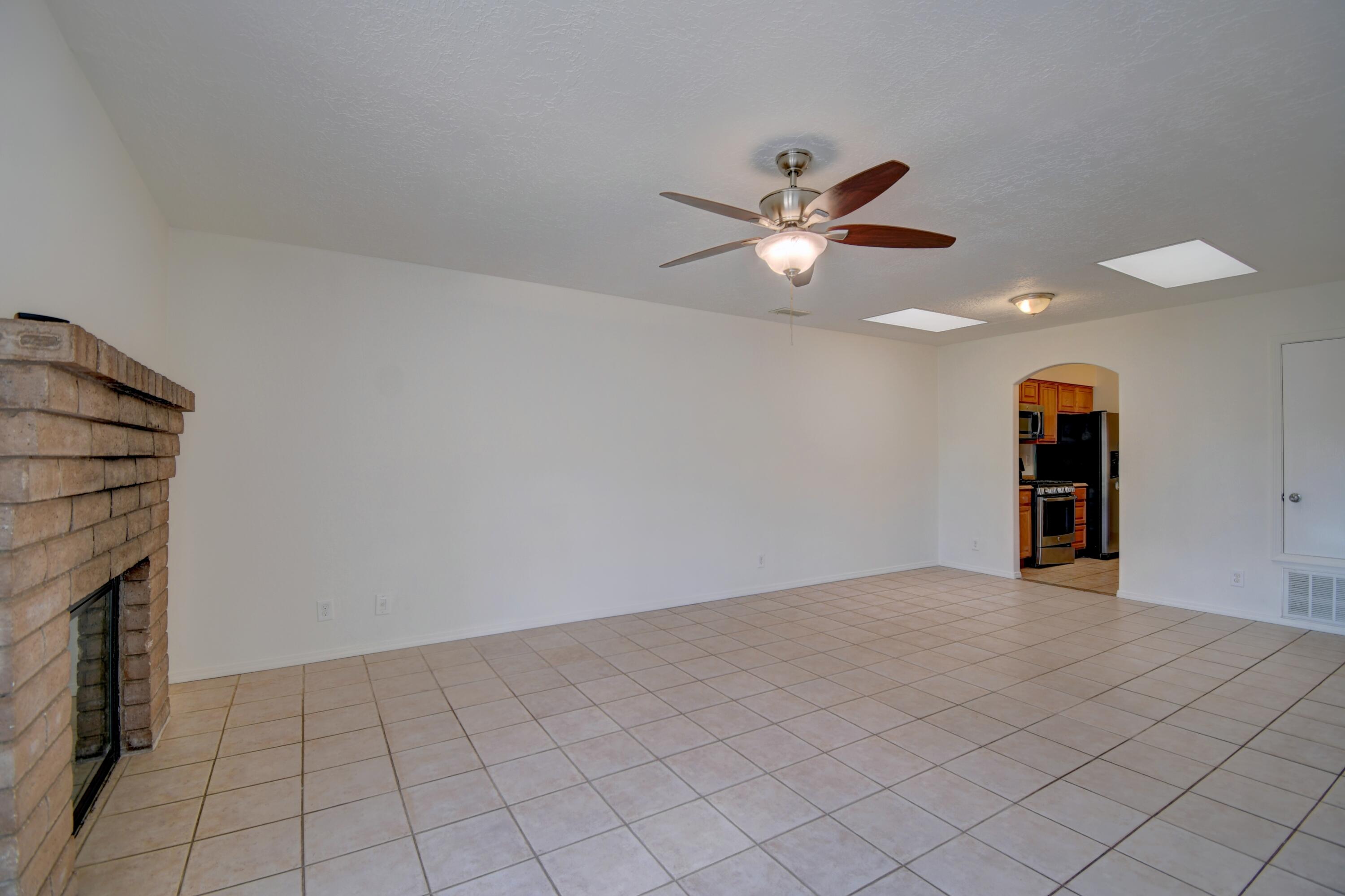 644 STALLION Road SE