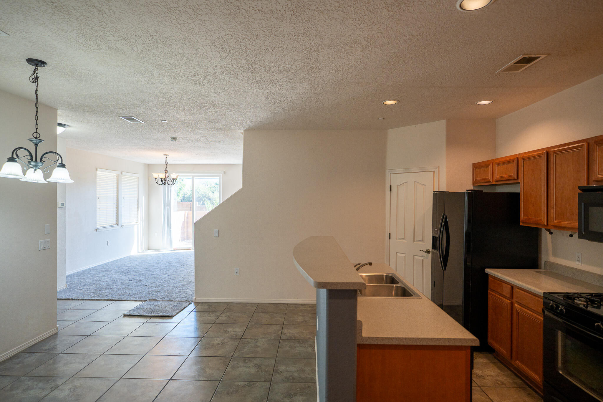 601 MENAUL Boulevard NE 2304
