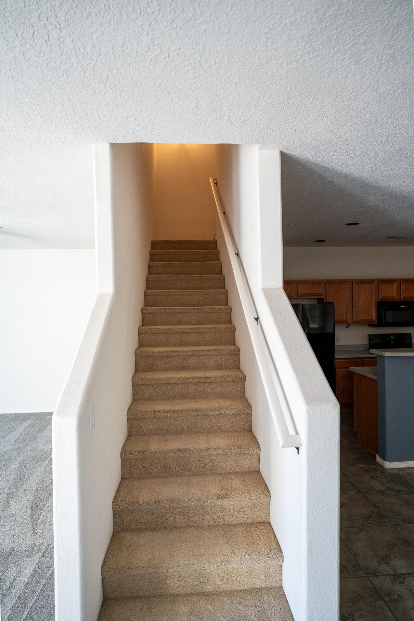 601 MENAUL Boulevard NE 2304