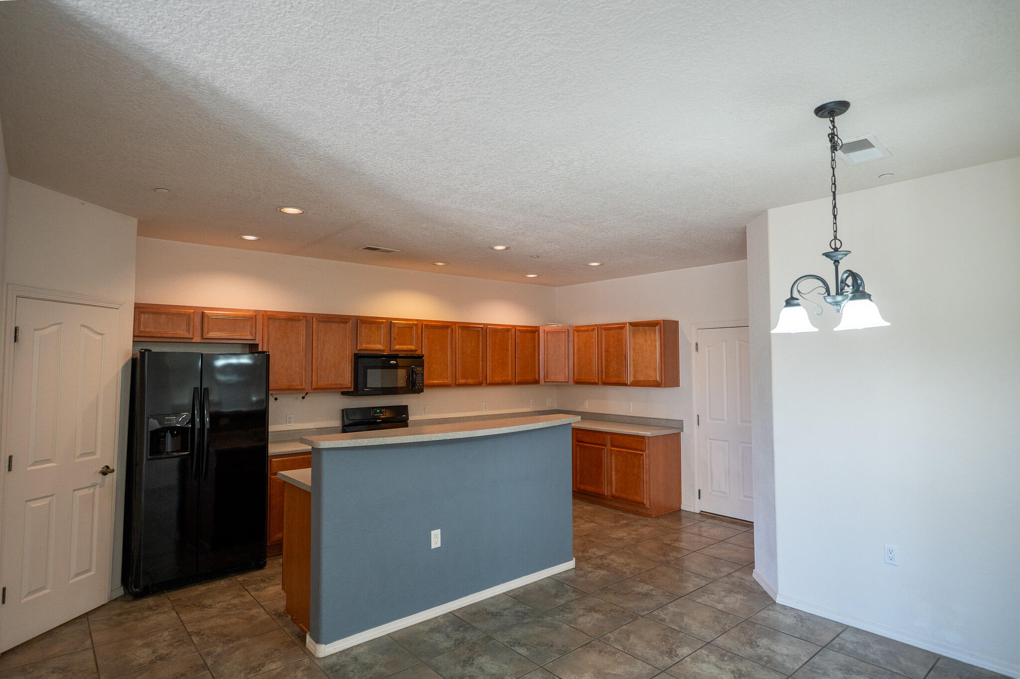 601 MENAUL Boulevard NE 2304