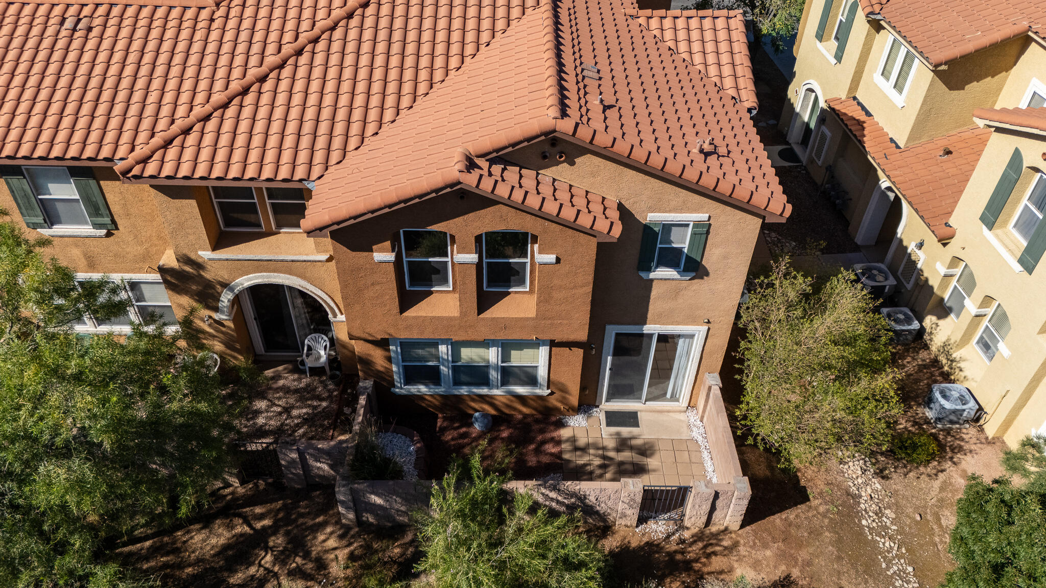 601 MENAUL Boulevard NE 2304
