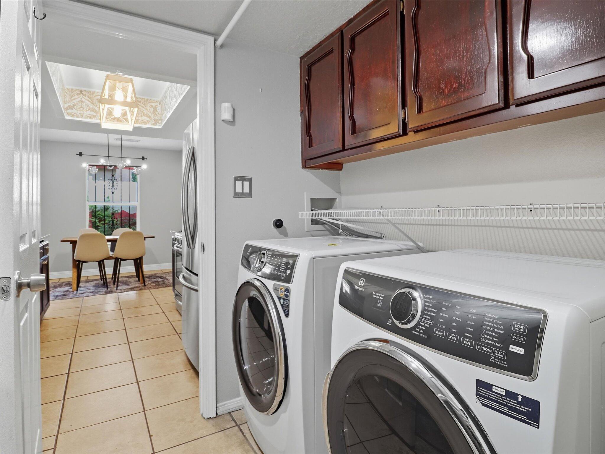 3000 BRIGHT STAR Drive NW