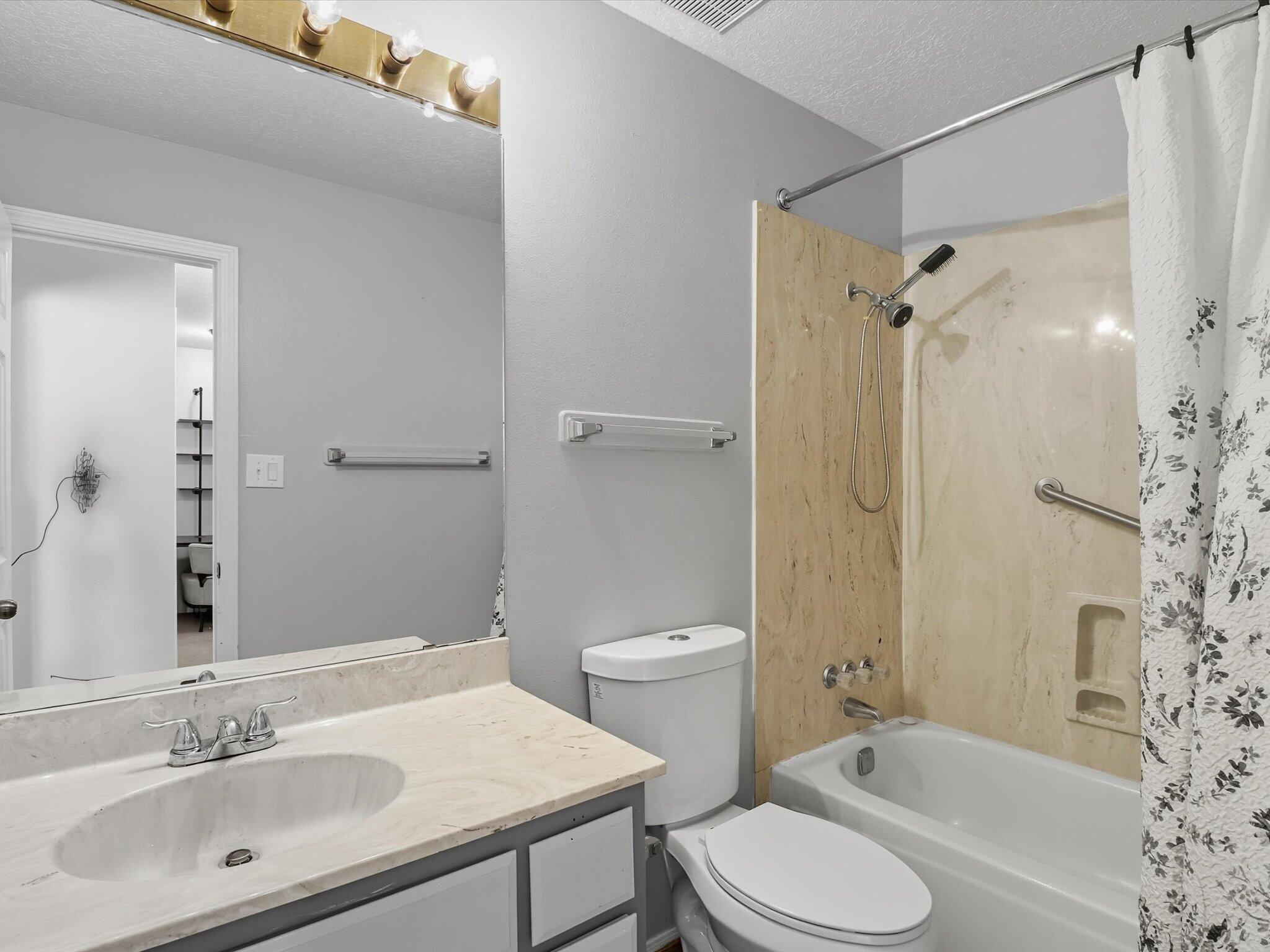 3000 BRIGHT STAR Drive NW