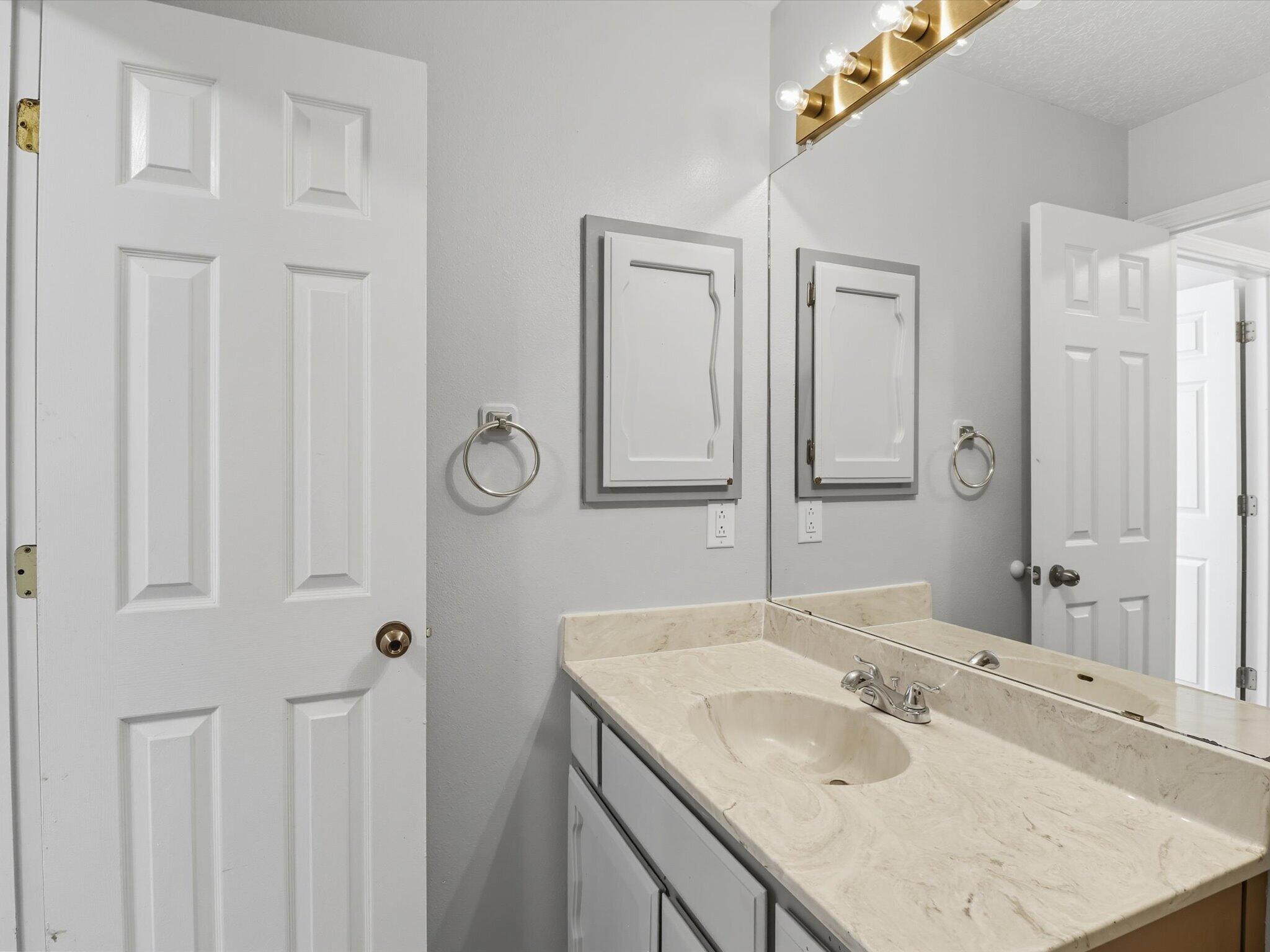 3000 BRIGHT STAR Drive NW