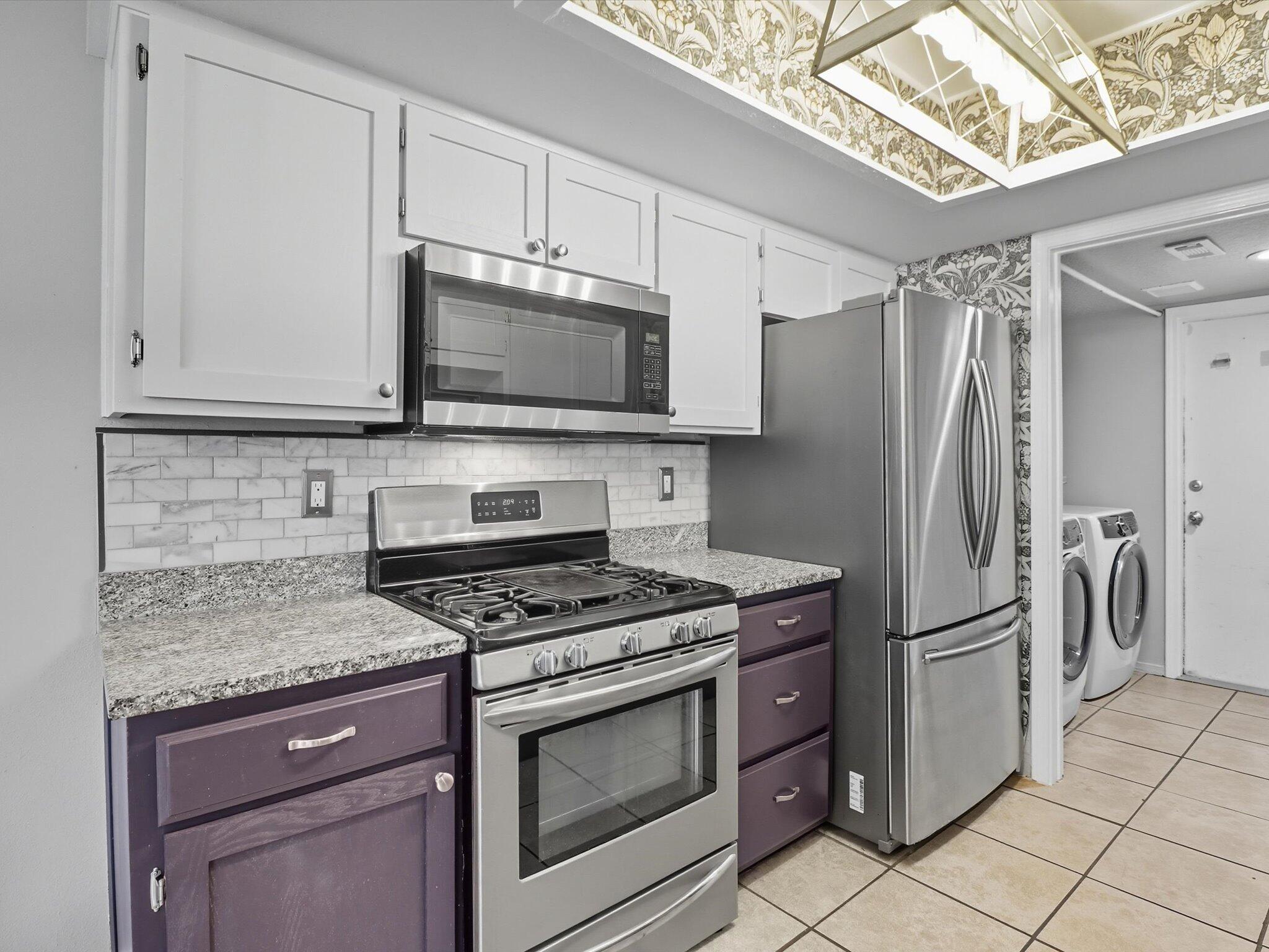 3000 BRIGHT STAR Drive NW