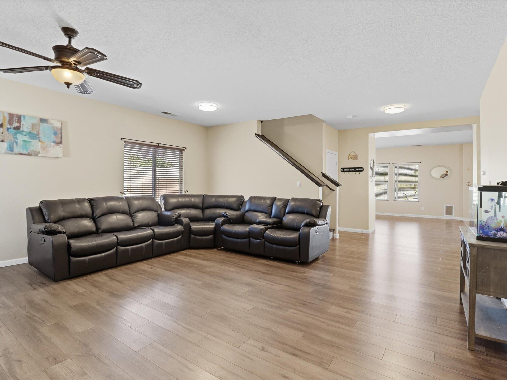 206 SUGAR RIDGE Loop SE