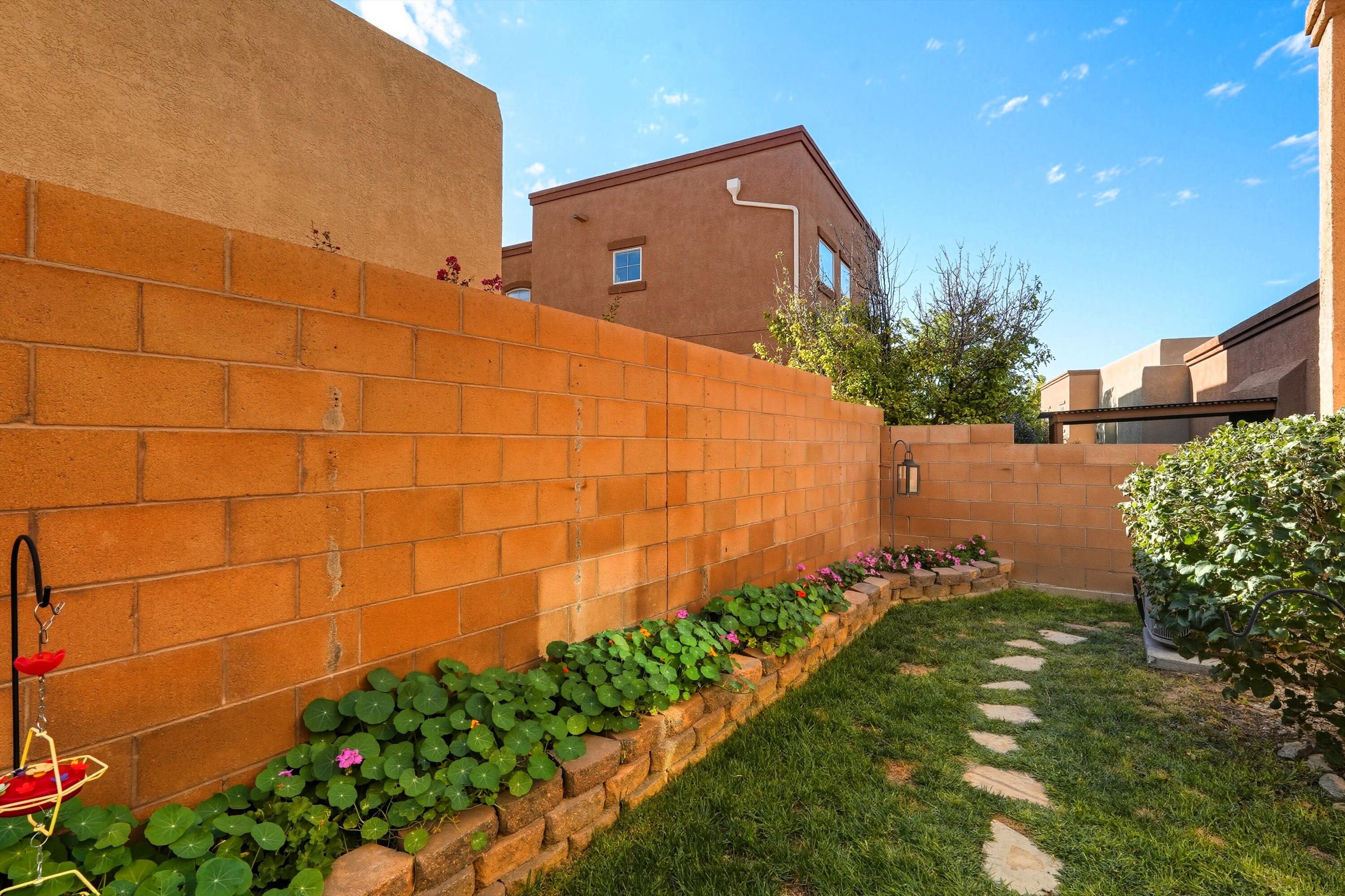 2246 CORTINA Loop SE