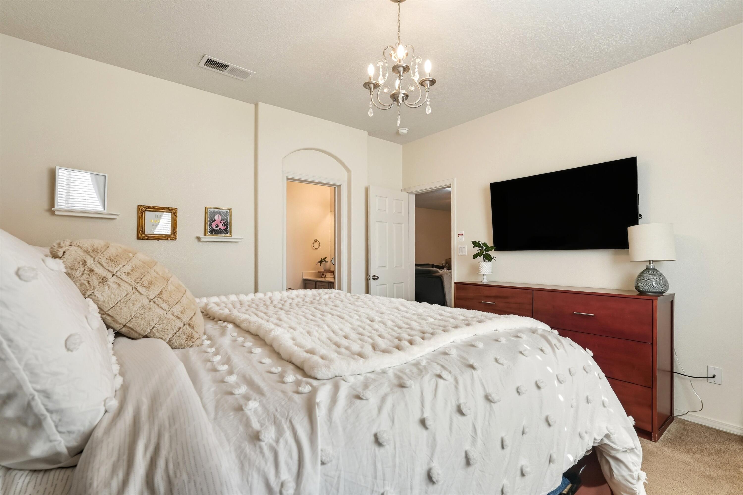 2246 CORTINA Loop SE