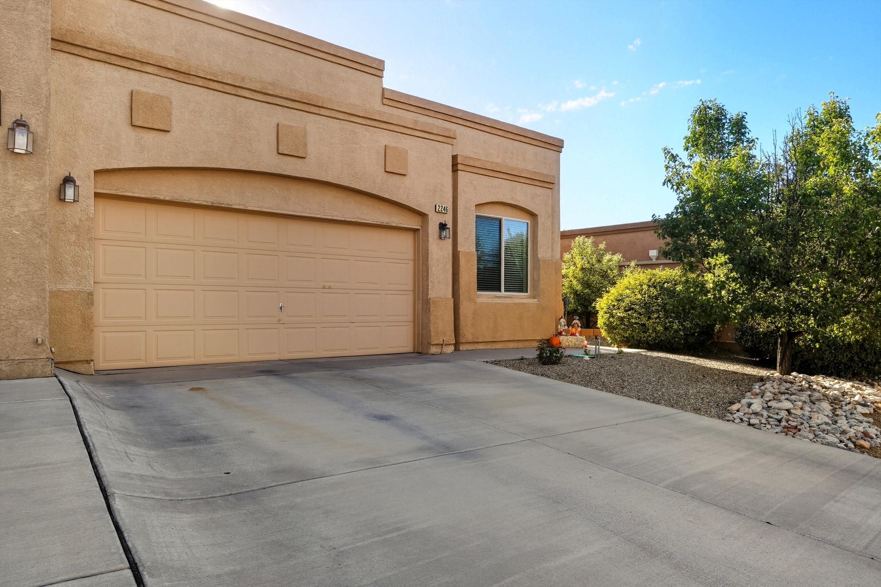 2246 CORTINA Loop SE