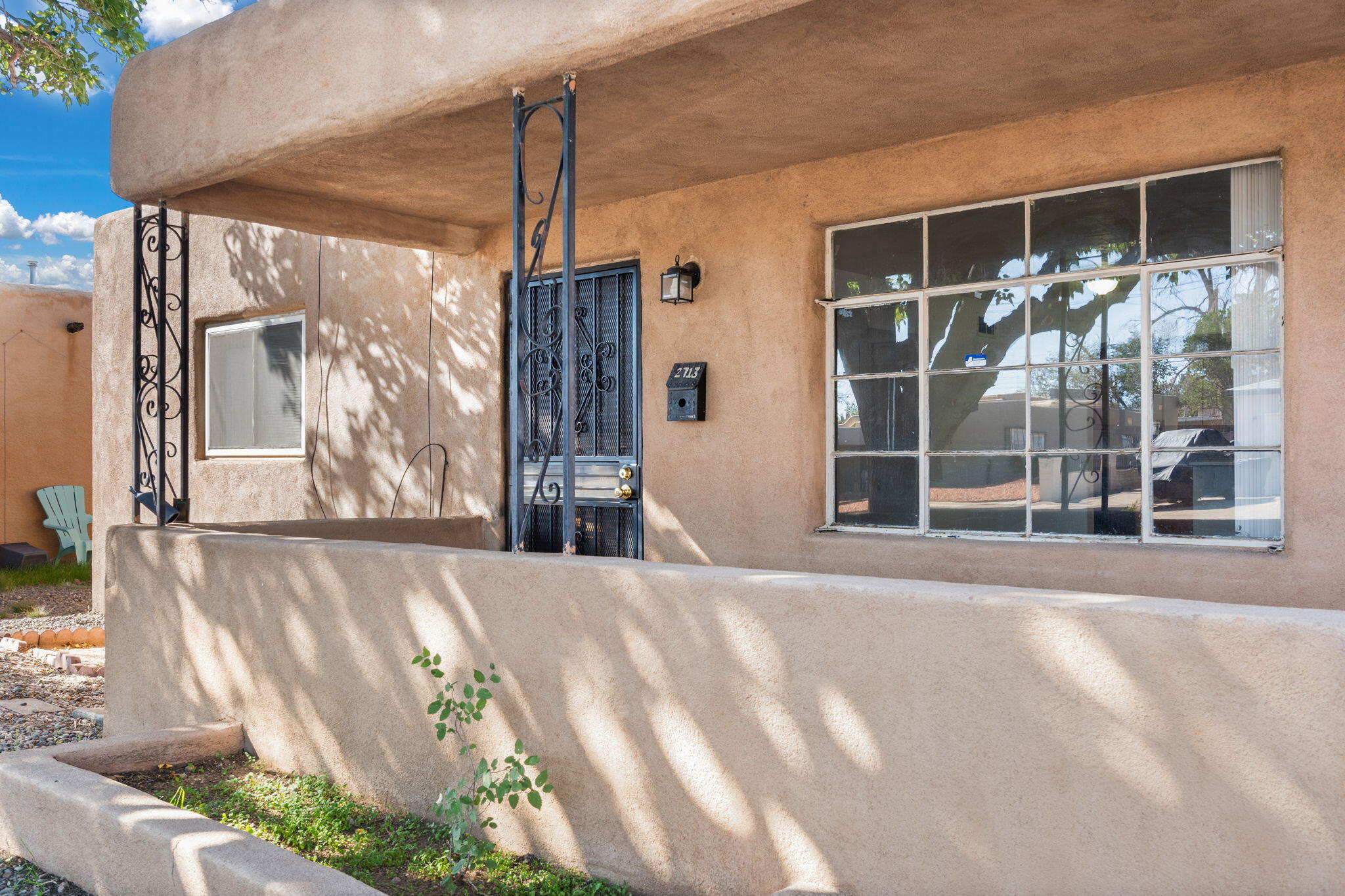 2713 Hermosa Drive NE