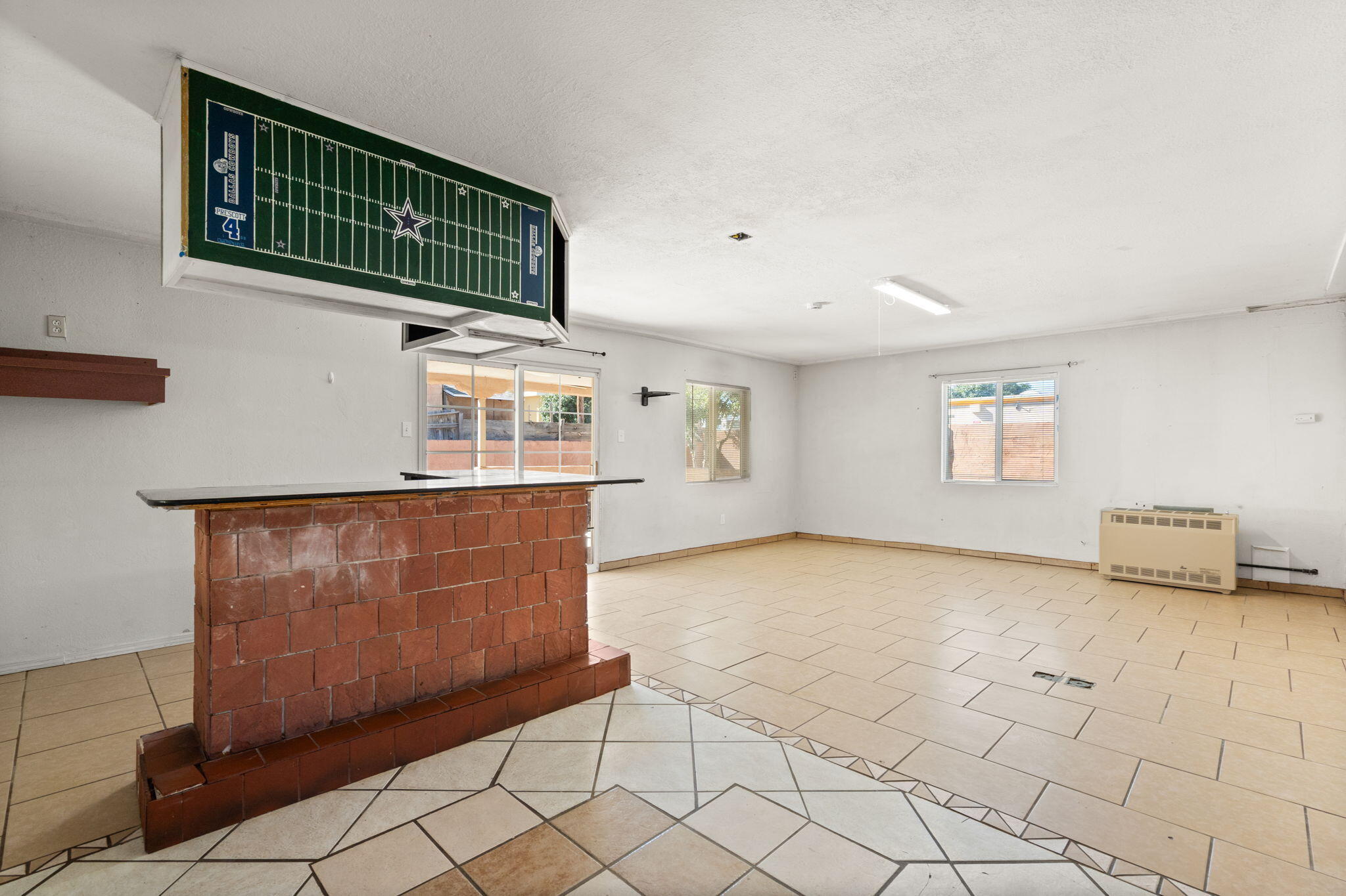 2713 Hermosa Drive NE