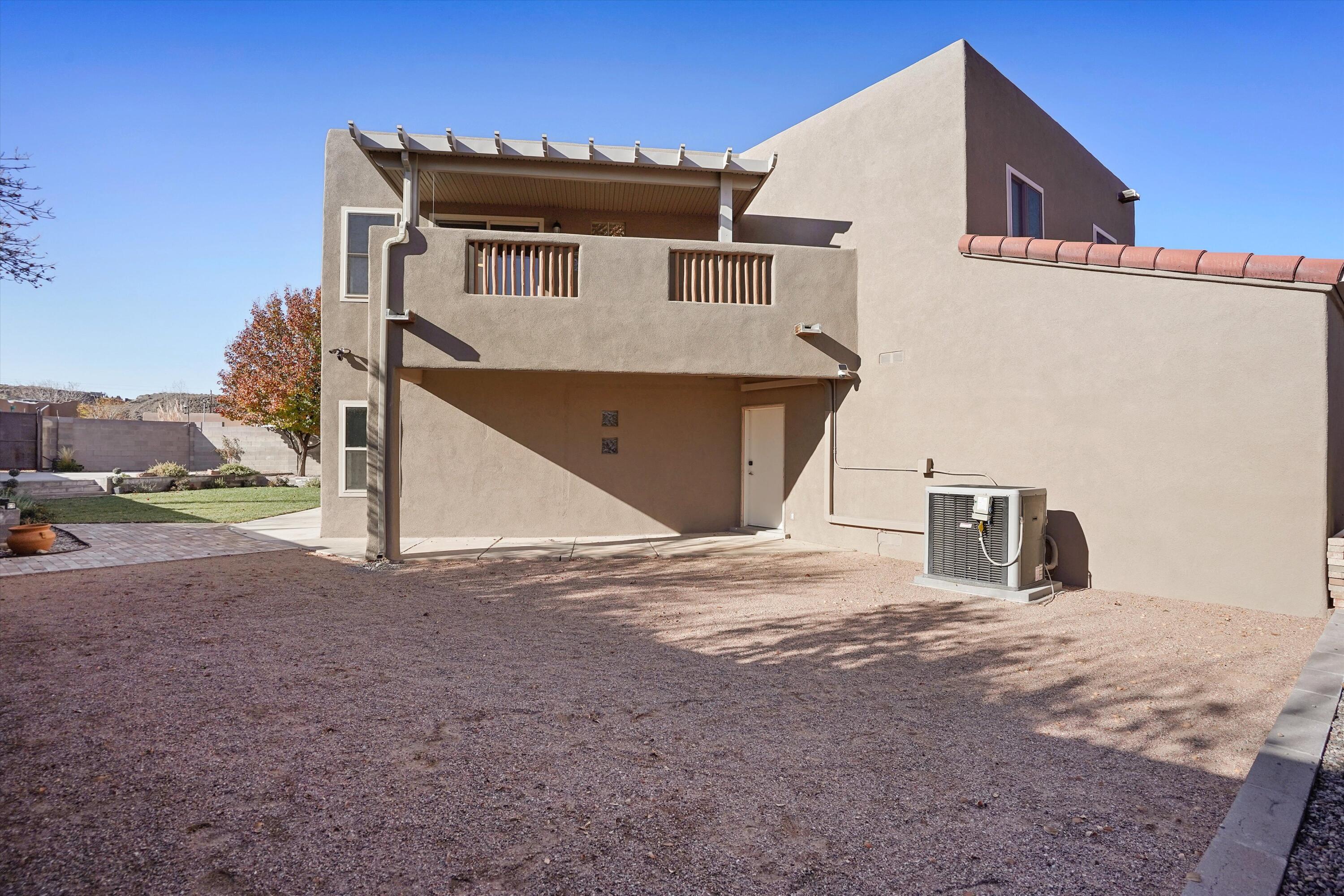 6416 Pima Place NW