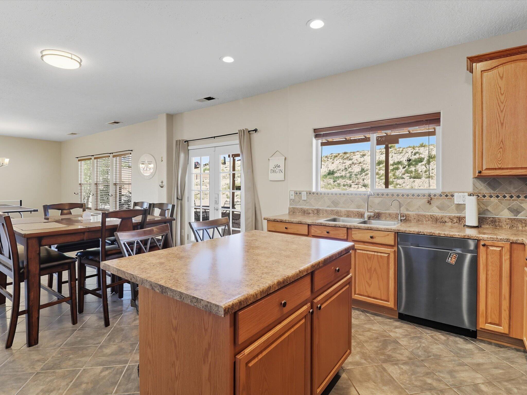 206 Sugar Ridge Loop SE