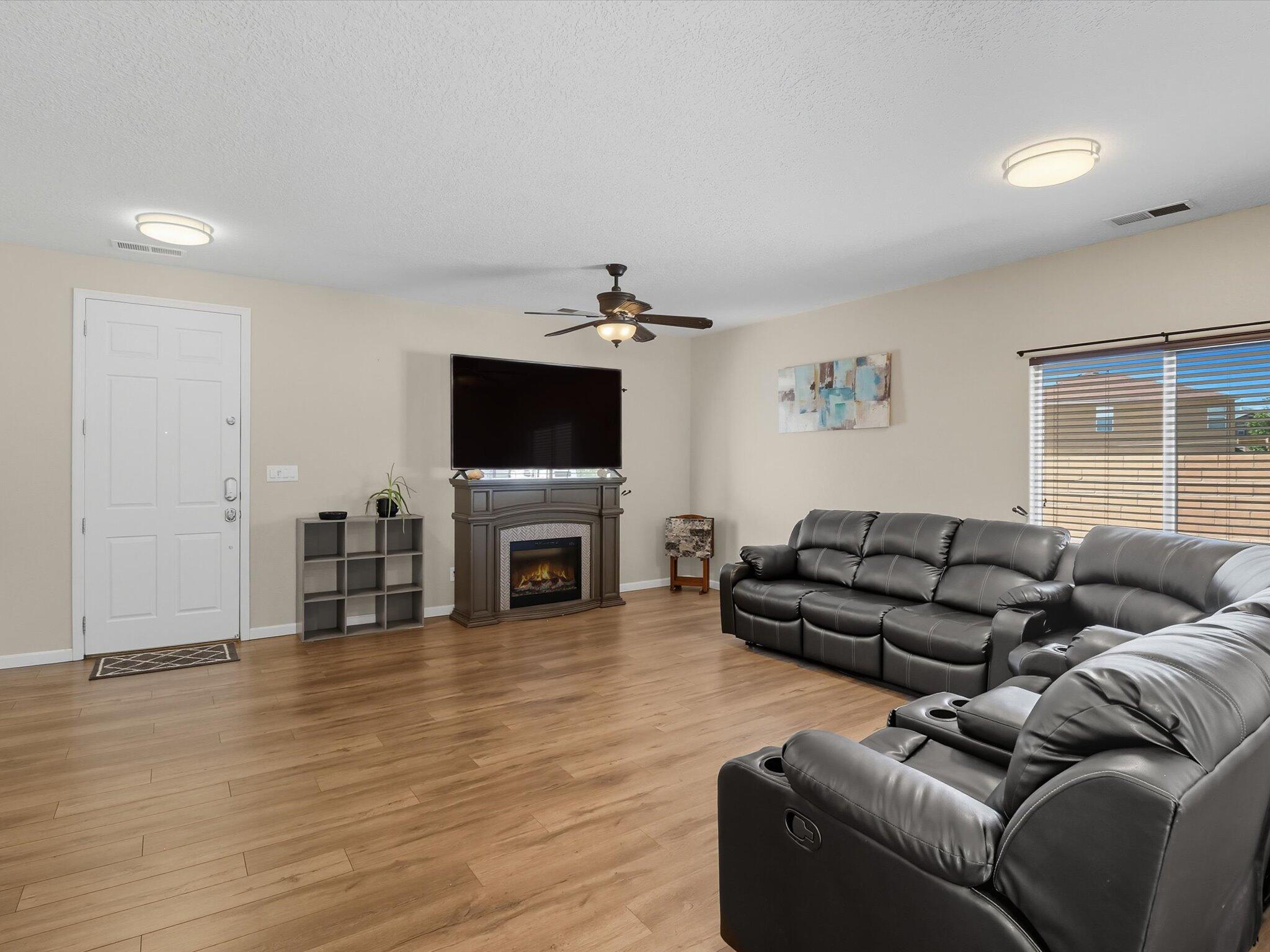 206 Sugar Ridge Loop SE