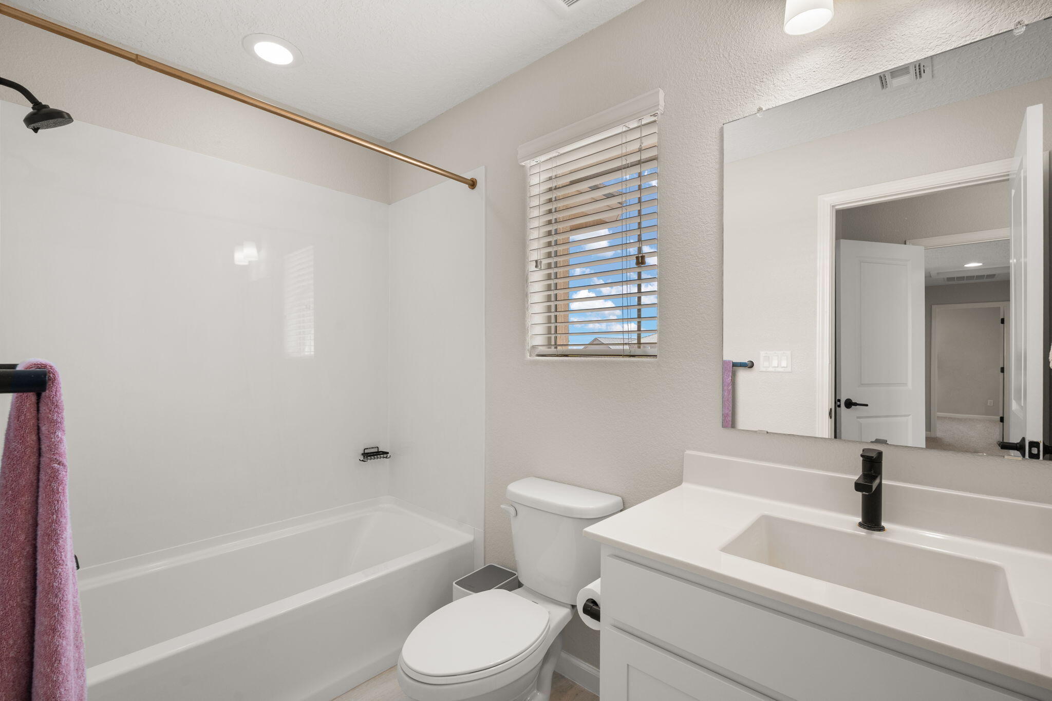 3002 Turquesa Loop SE