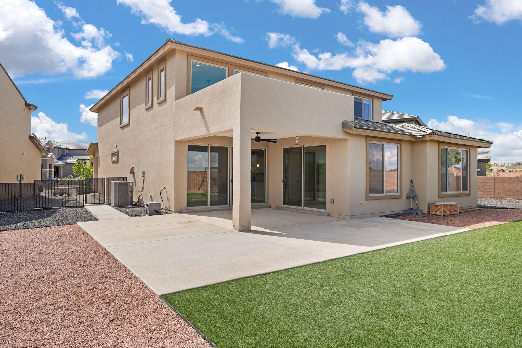 3002 Turquesa Loop SE