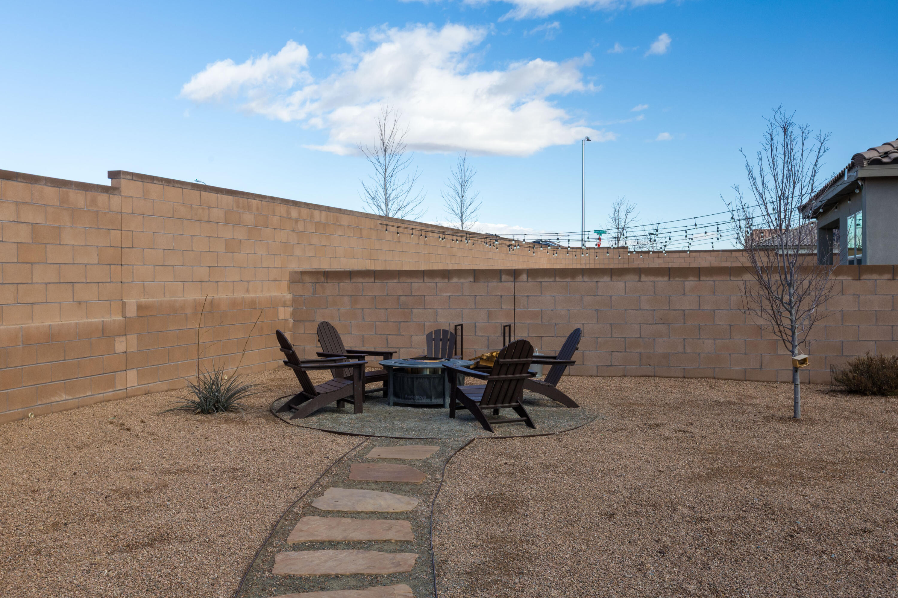 3205 Tazanita Loop SE