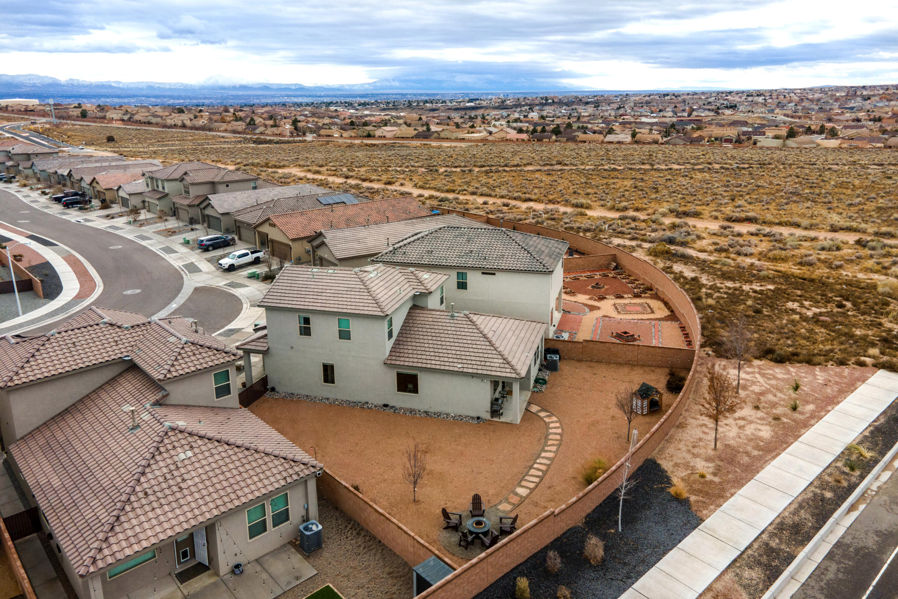 3205 Tazanita Loop SE