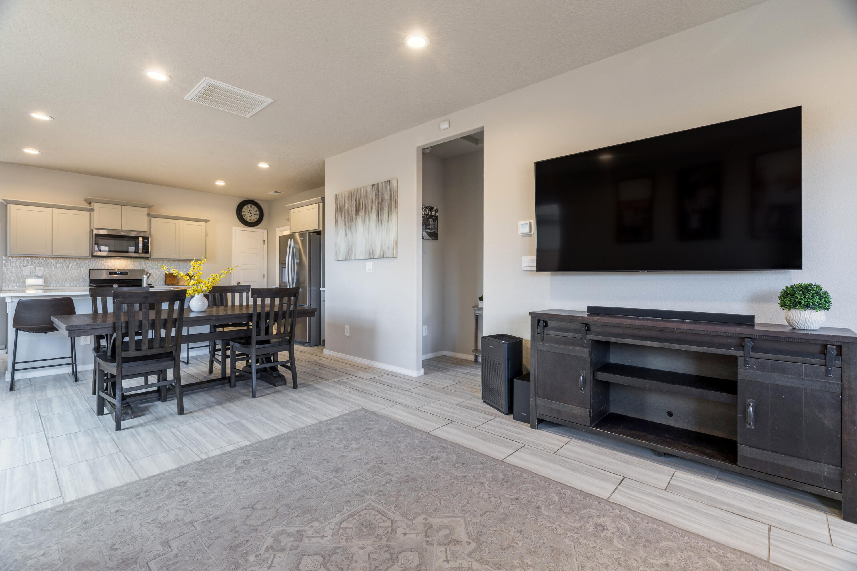 3205 Tazanita Loop SE