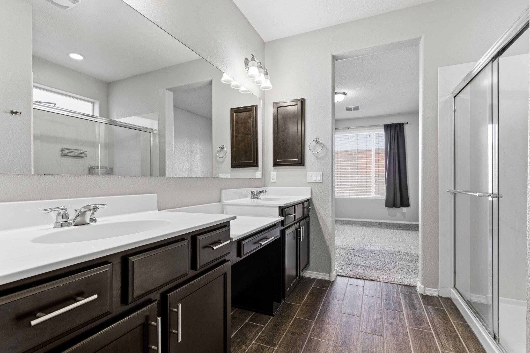 3513 Llano Vista Loop NE