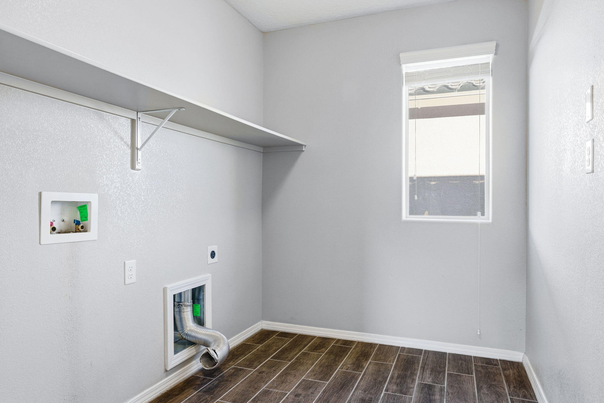 3513 Llano Vista Loop NE