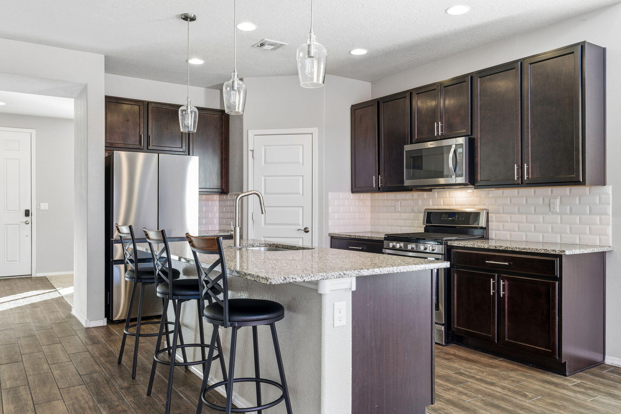 3513 Llano Vista Loop NE