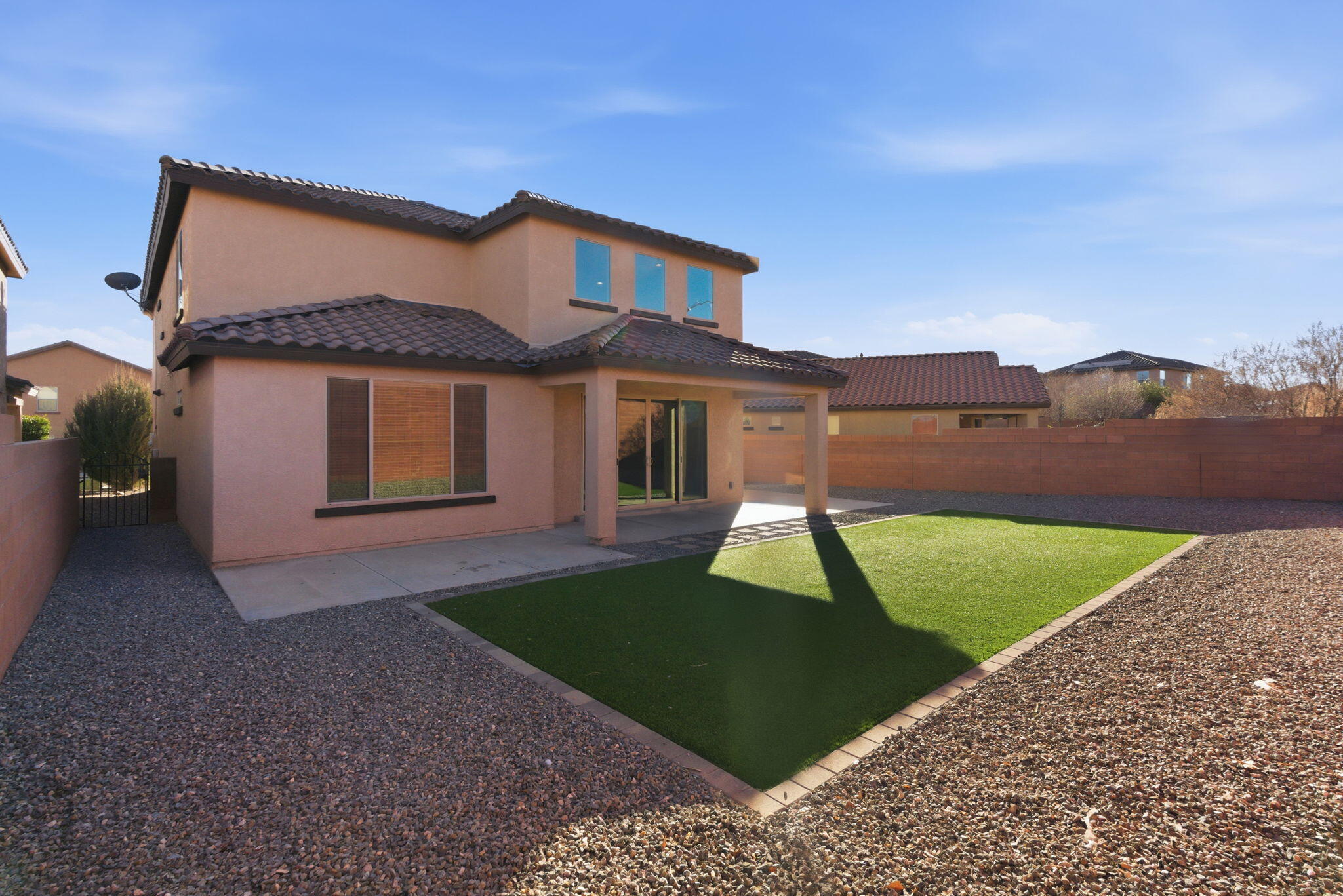 3513 Llano Vista Loop NE
