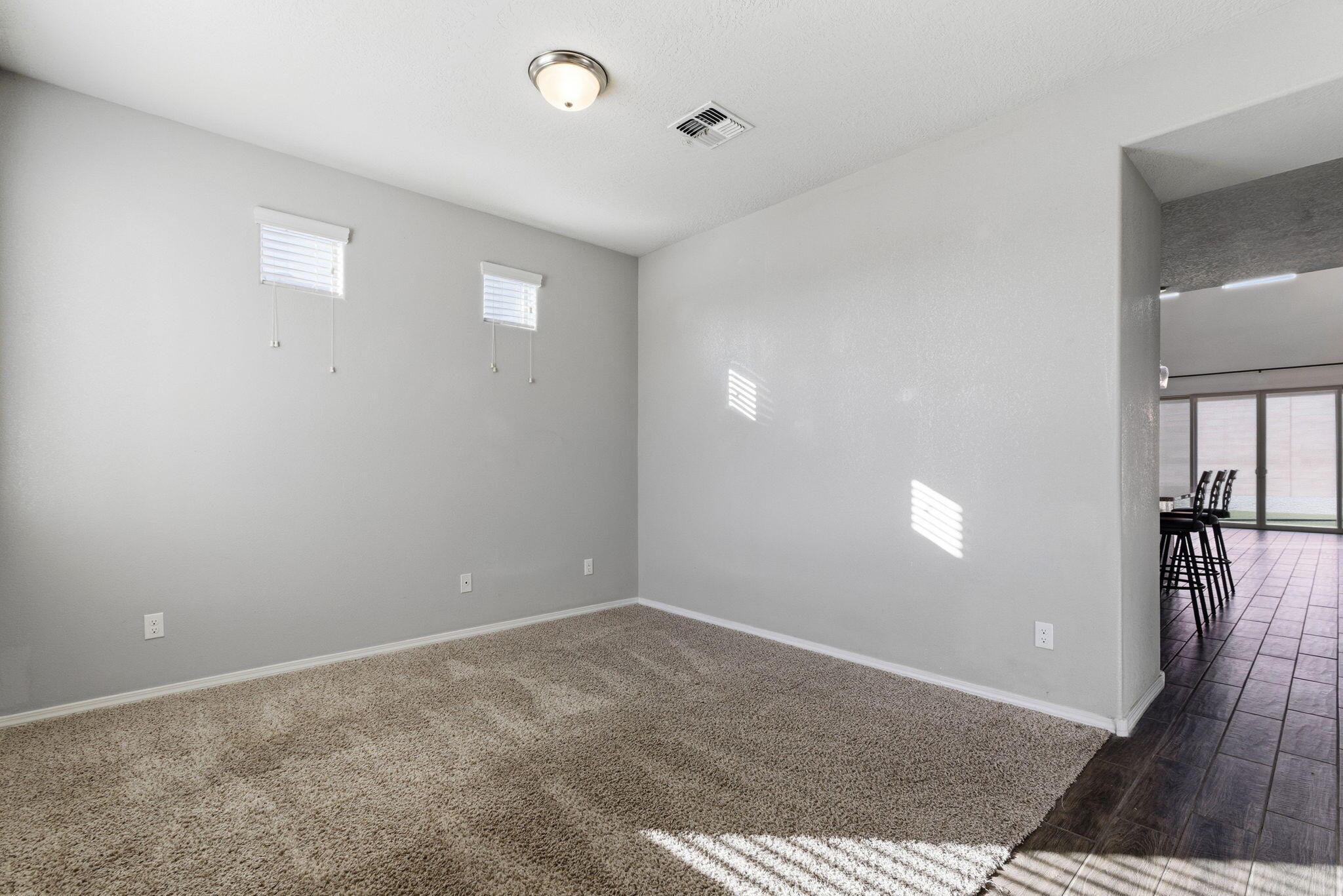 3513 Llano Vista Loop NE