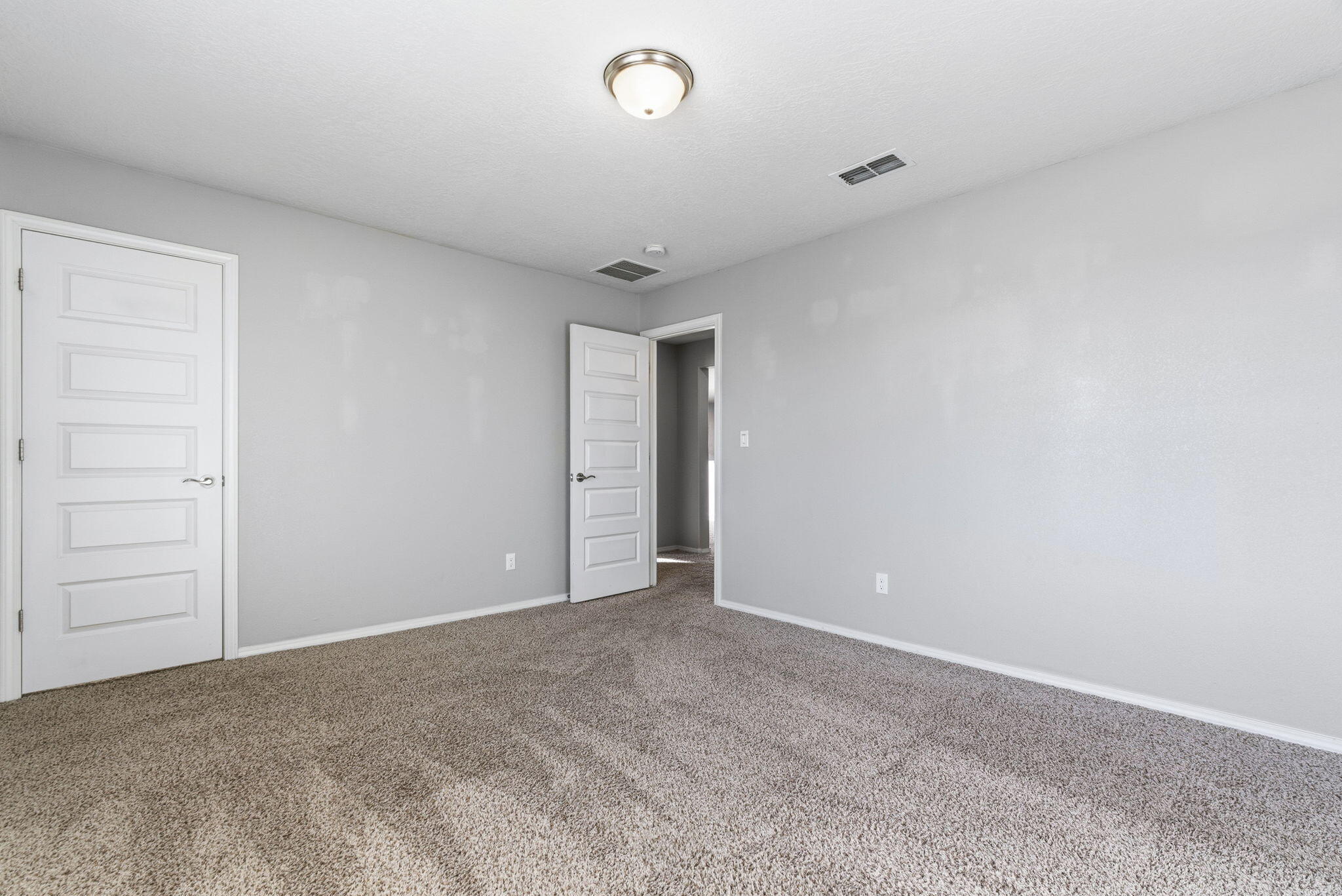 3513 Llano Vista Loop NE
