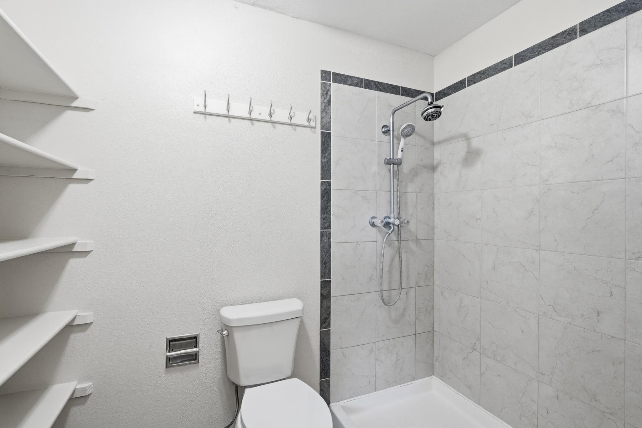 583 Stagecoach Road SE