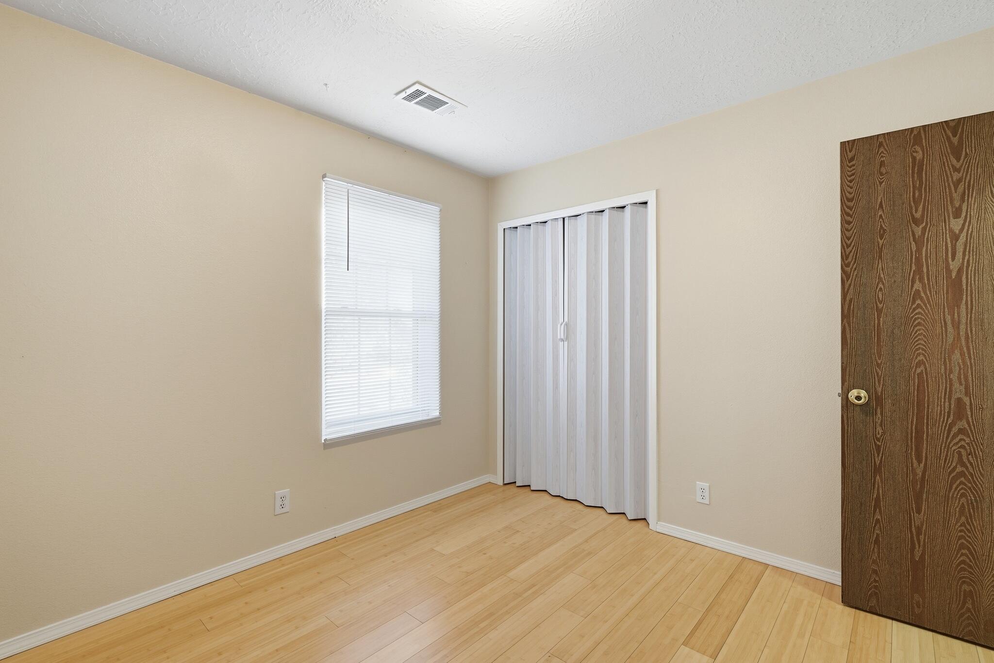 583 Stagecoach Road SE