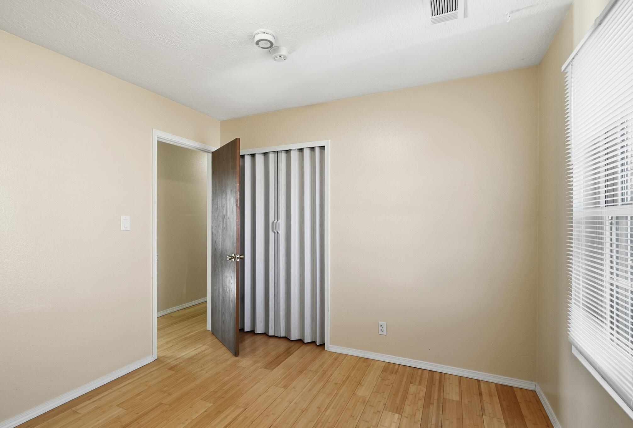 583 Stagecoach Road SE