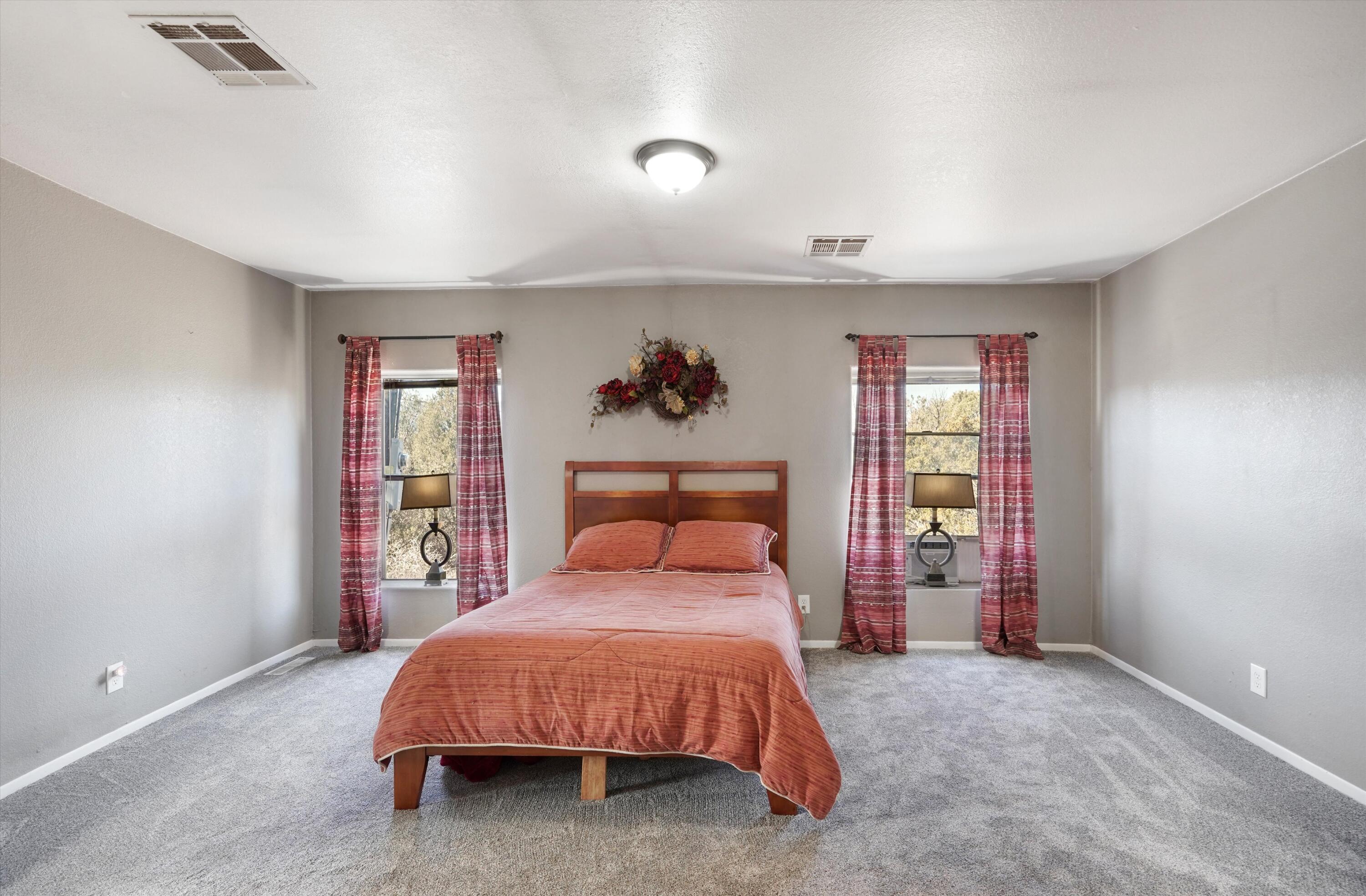 6 Derek Court