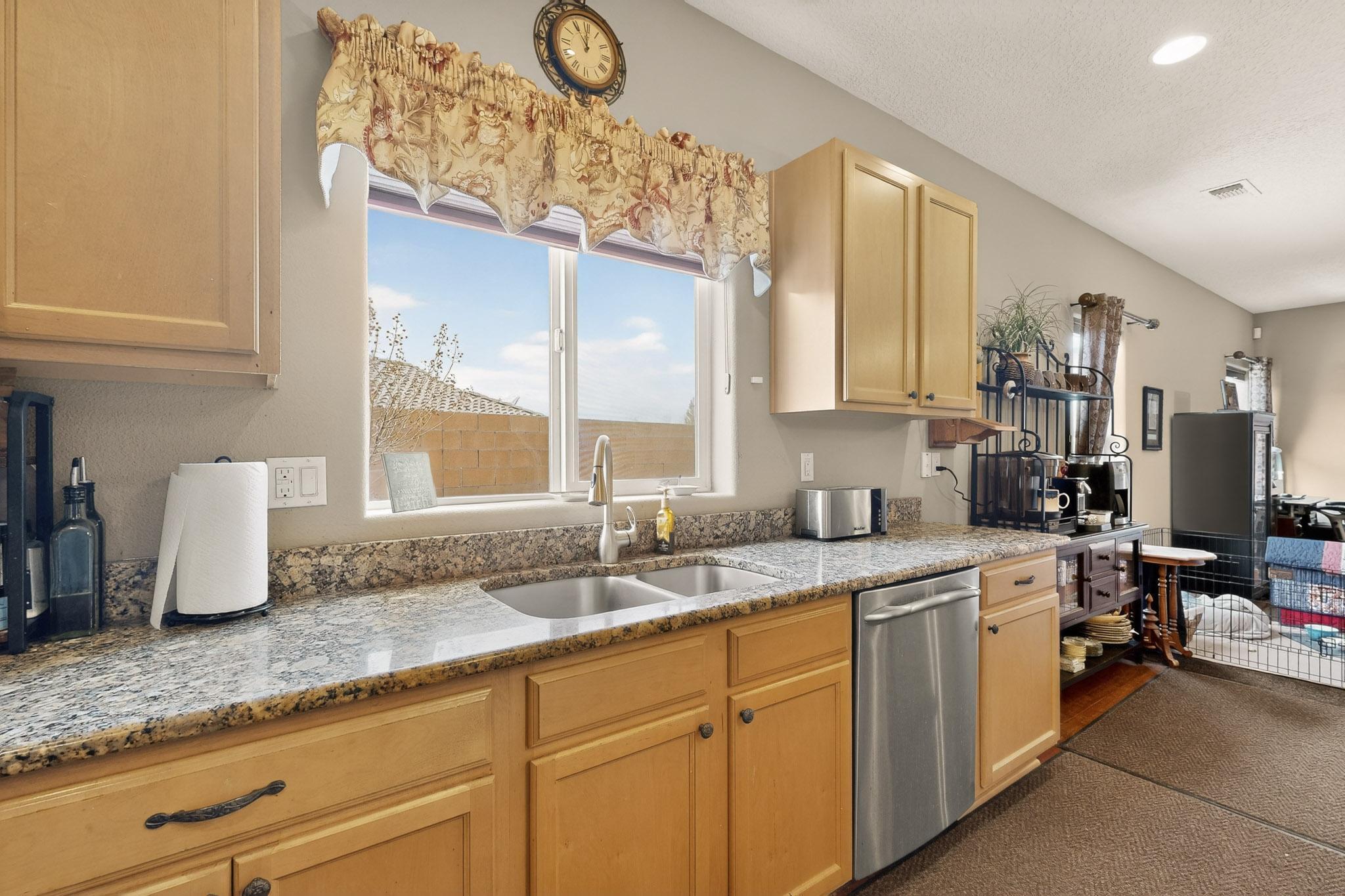 4021 Paseo Vista Place NE