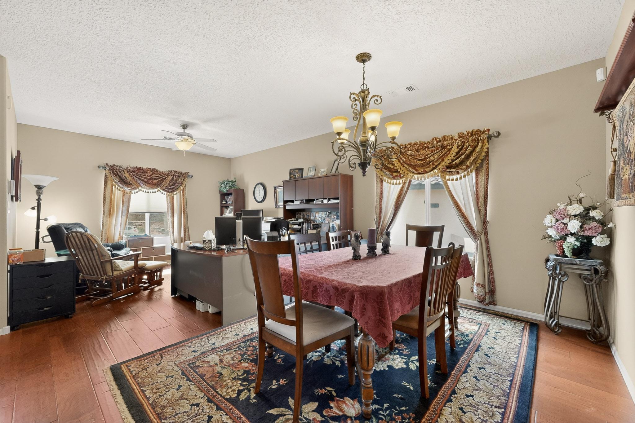 4021 Paseo Vista Place NE