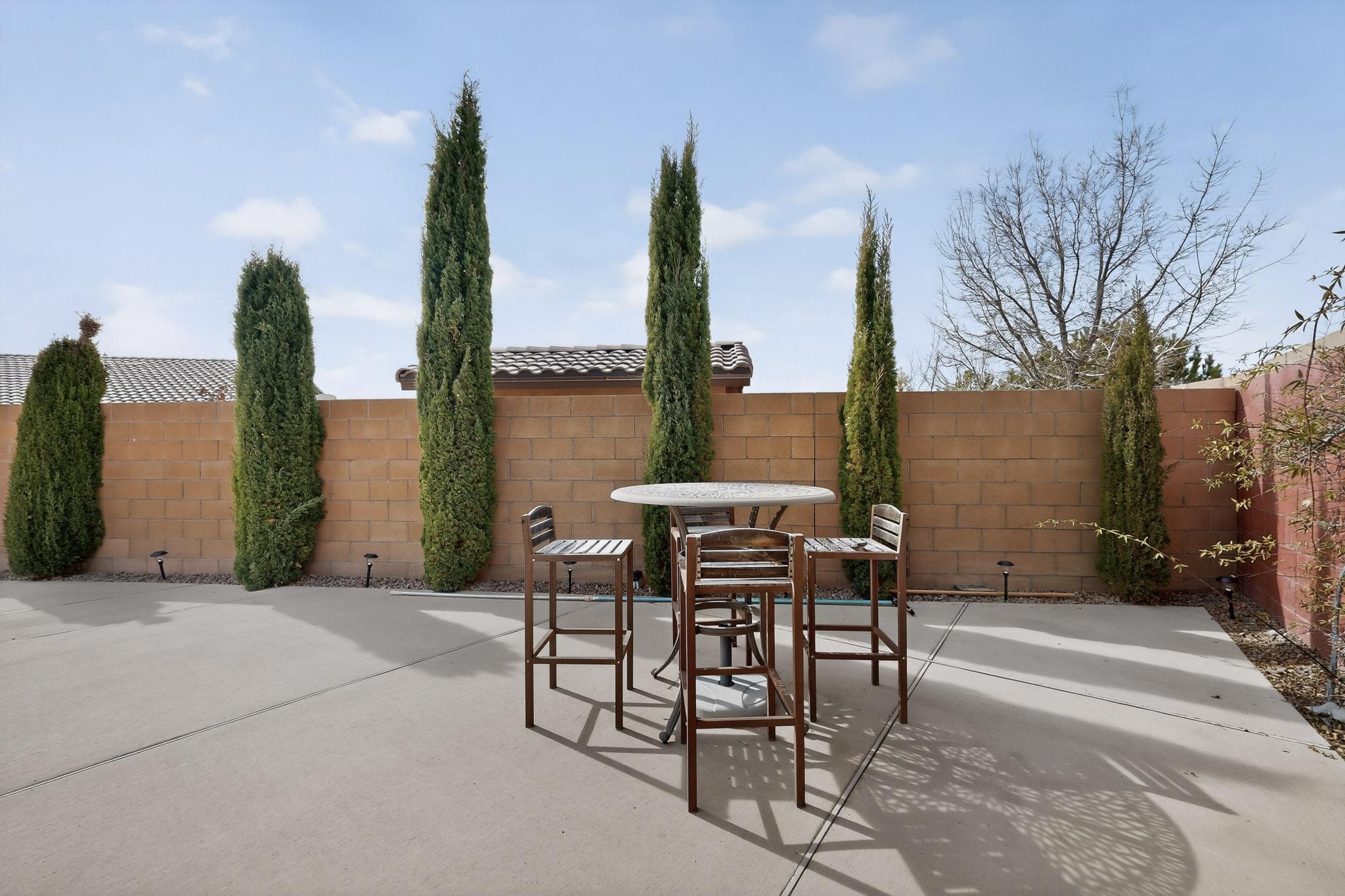 4021 Paseo Vista Place NE