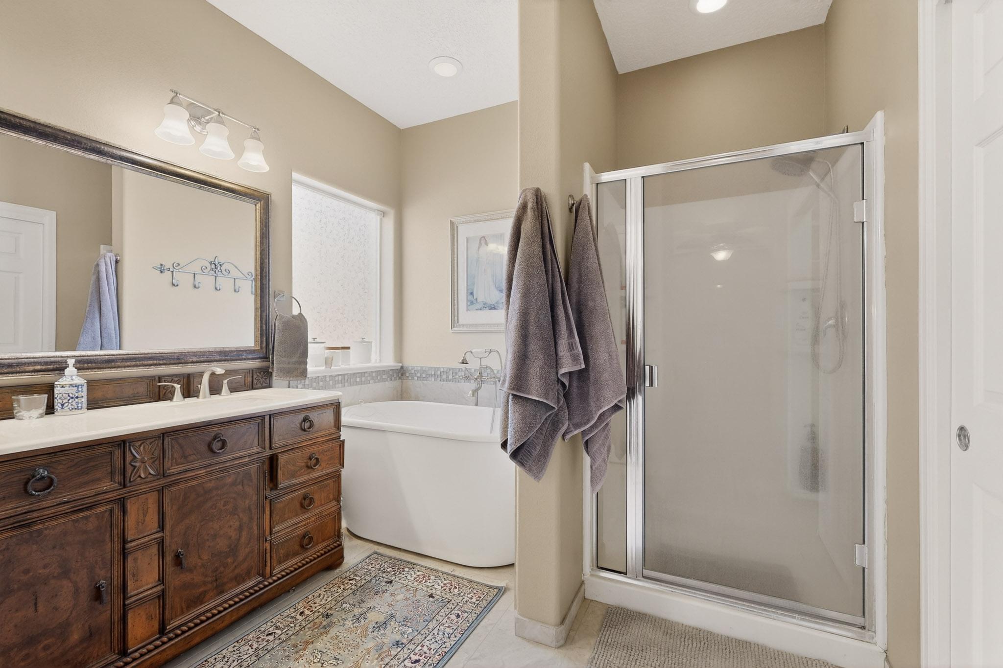 4021 Paseo Vista Place NE