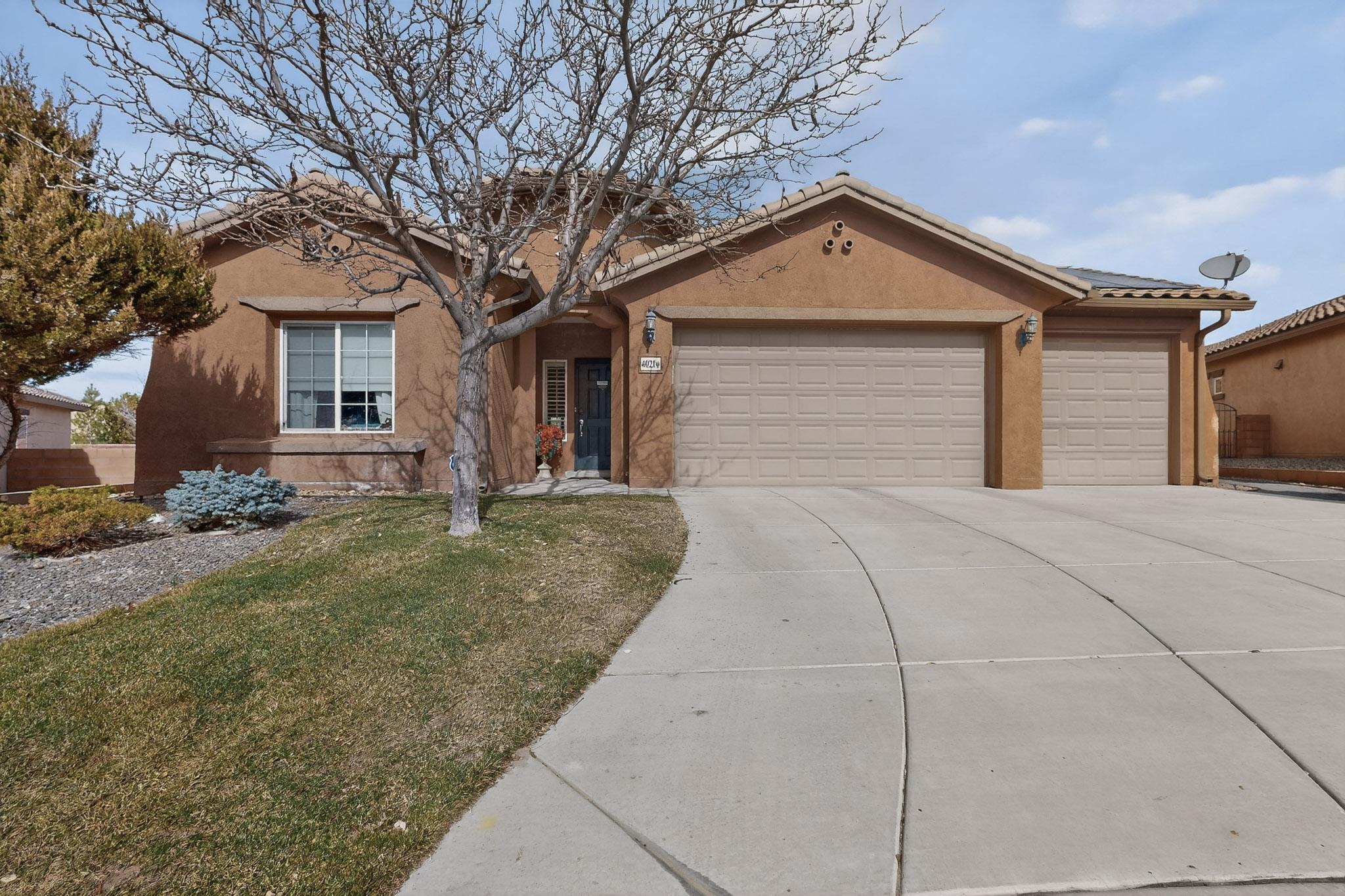 4021 Paseo Vista Place NE