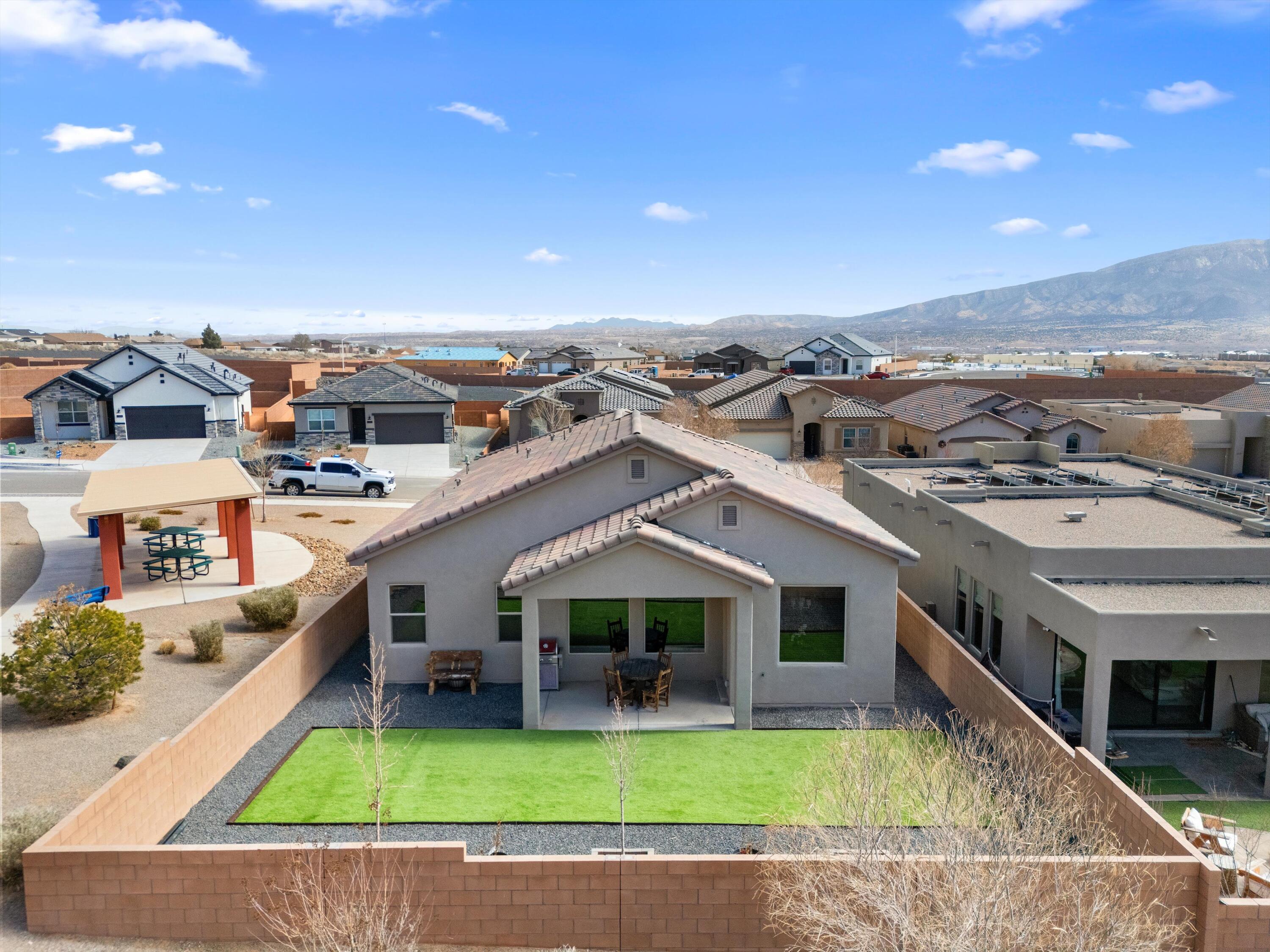 4308 Mountain Trail Loop NE