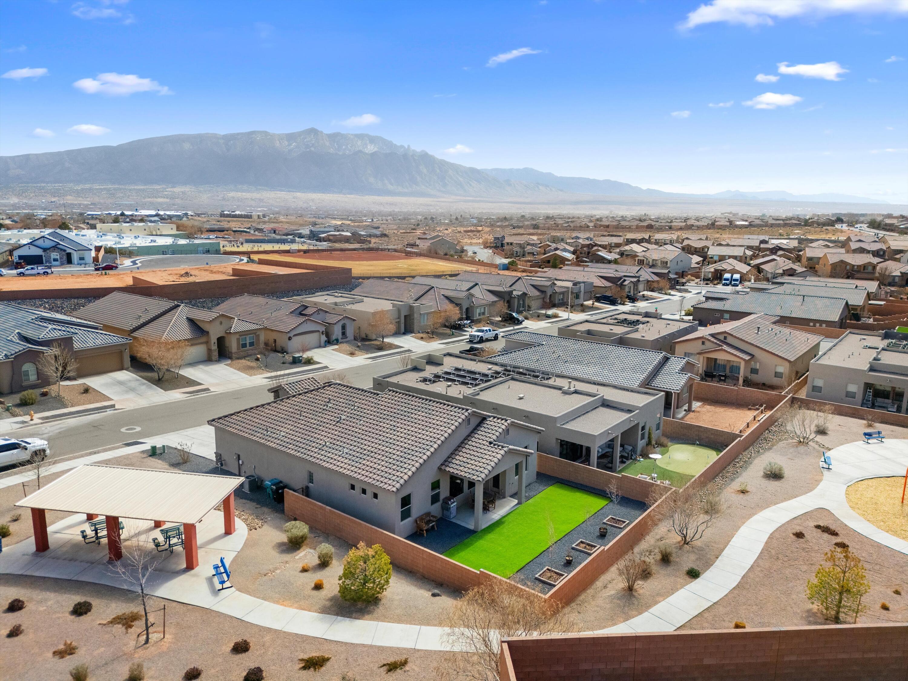 4308 Mountain Trail Loop NE