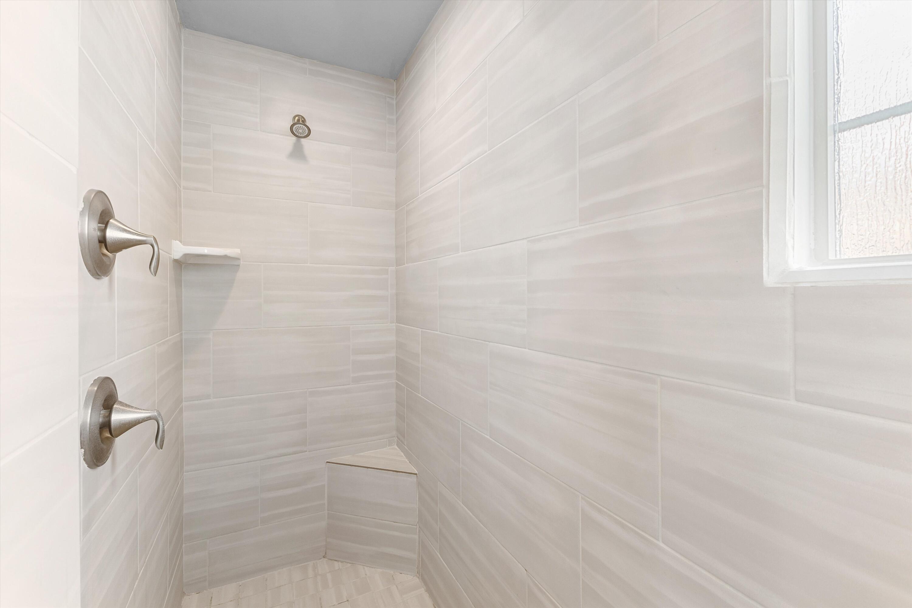 4308 Mountain Trail Loop NE