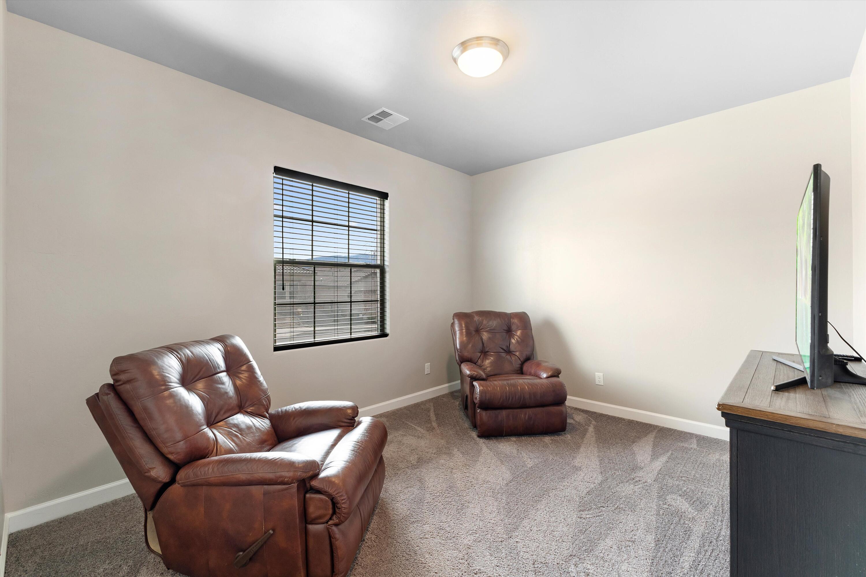 4308 Mountain Trail Loop NE