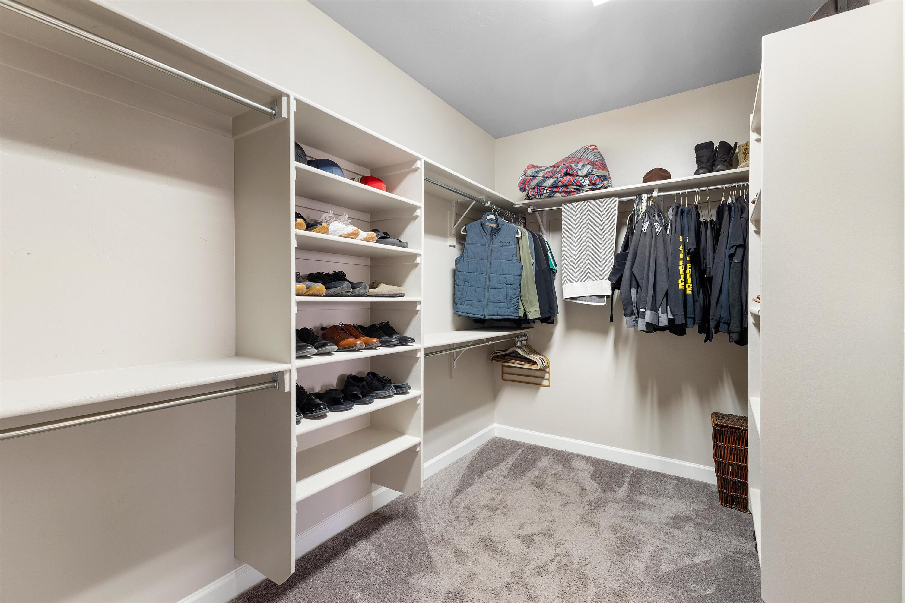 4308 Mountain Trail Loop NE