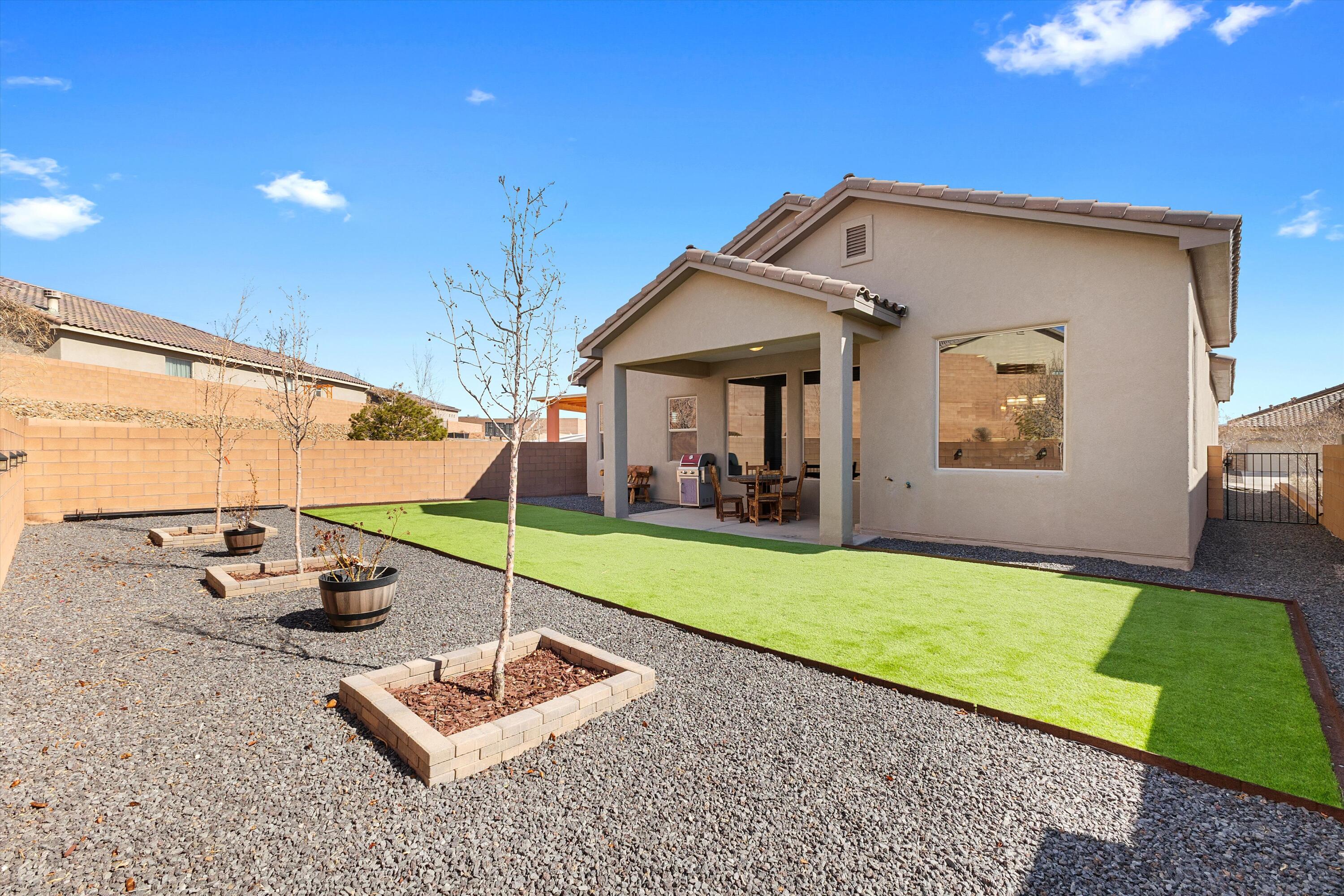 4308 Mountain Trail Loop NE